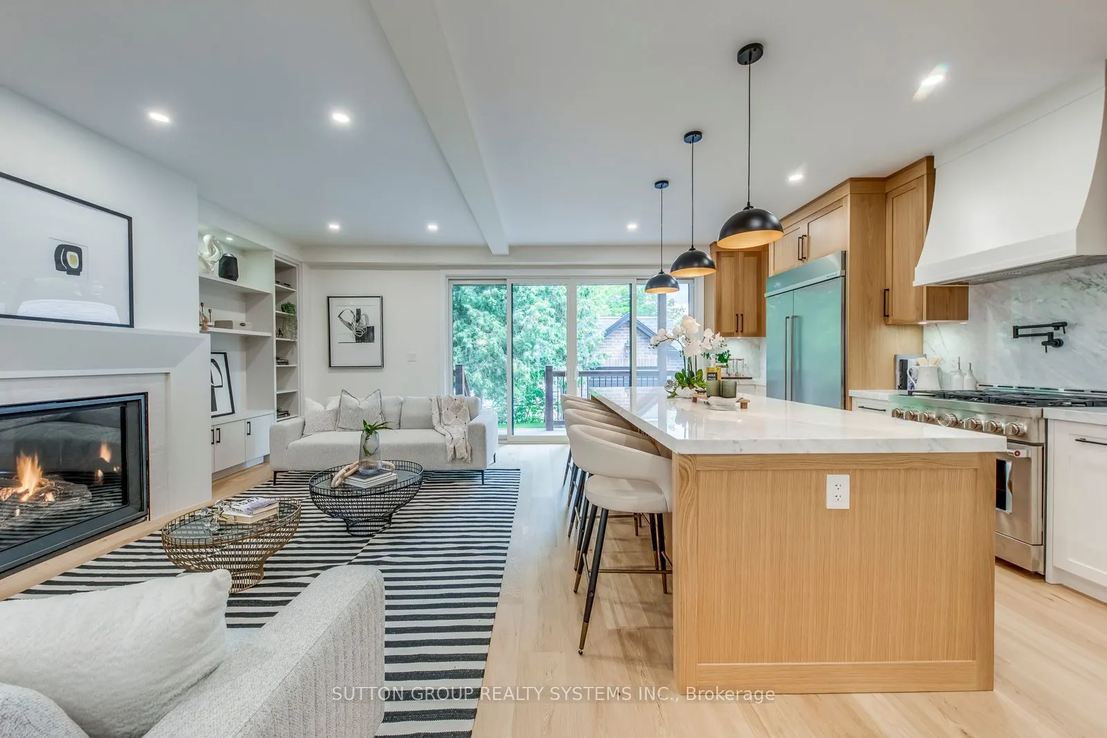 21 South Kingsway