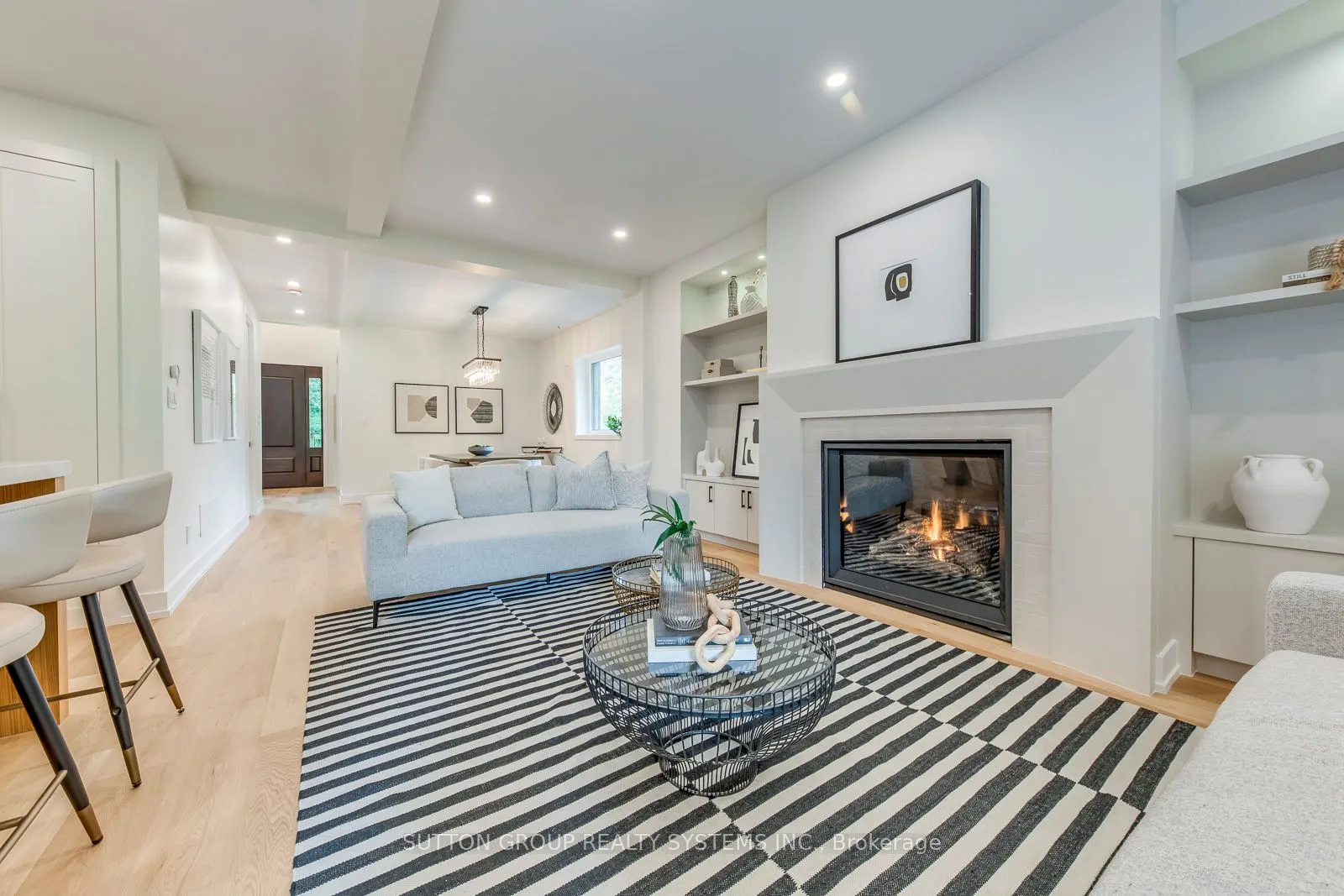 21 South Kingsway
