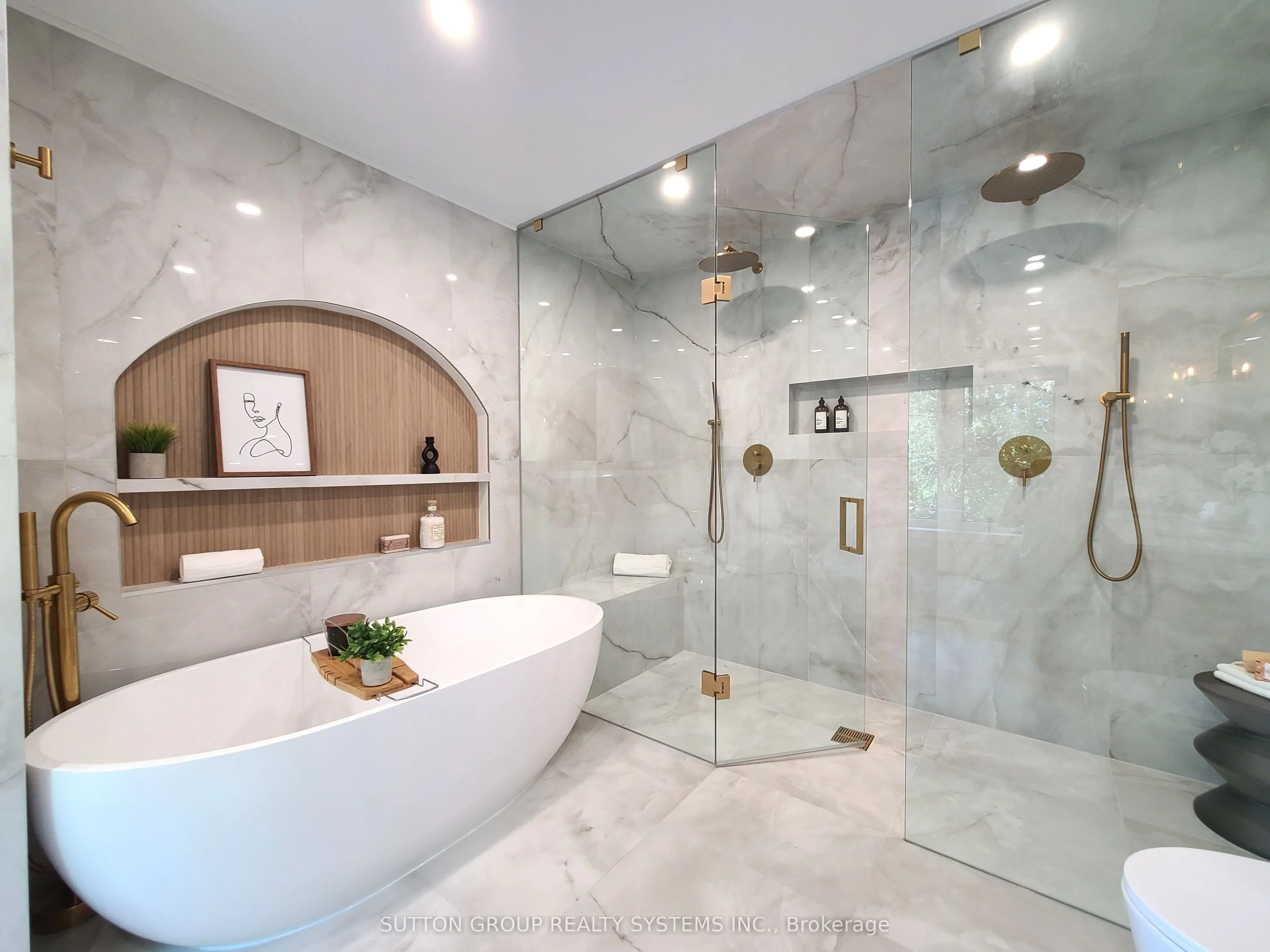21 South Kingsway