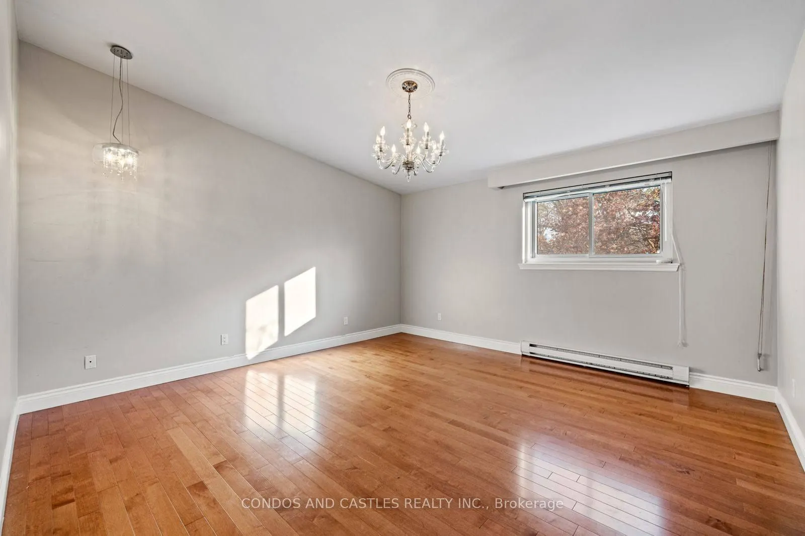 1557 Calumet Place
