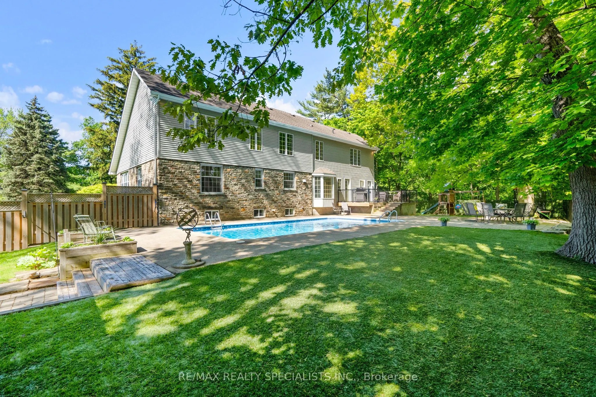 1690 Sherway Drive