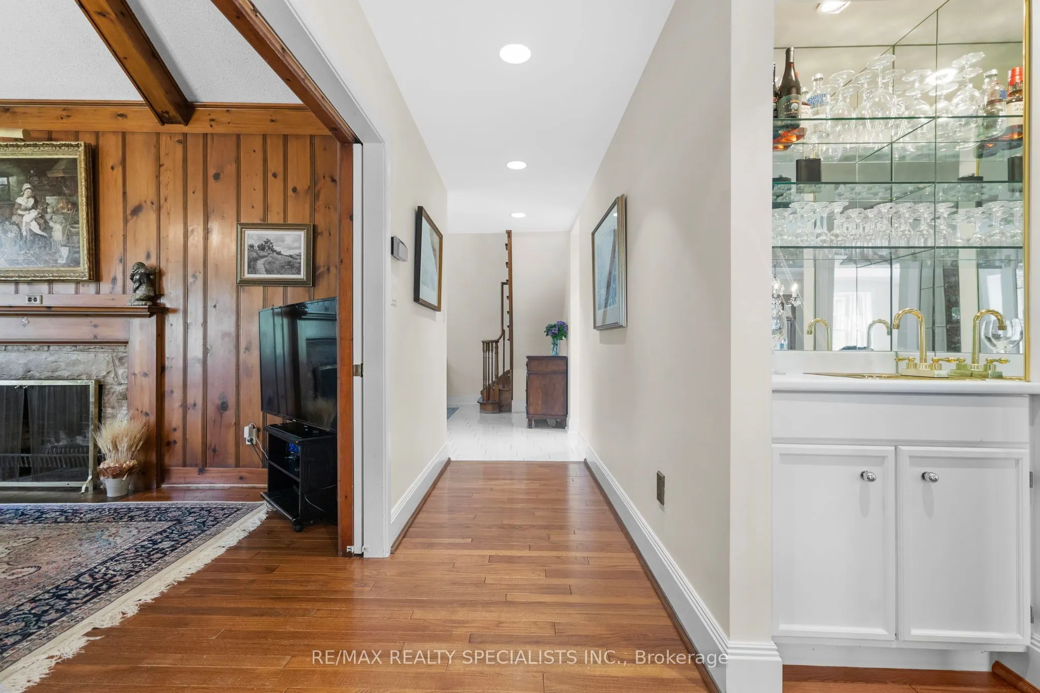 1690 Sherway Drive