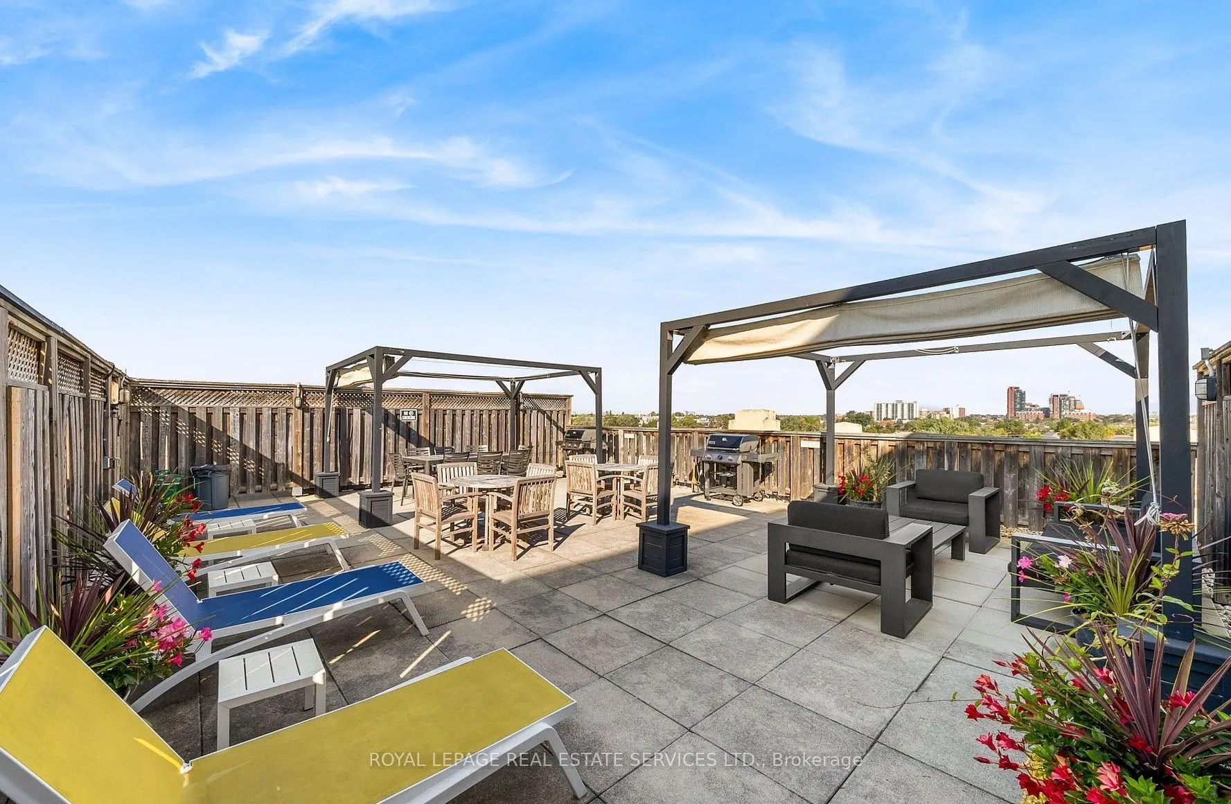 1001 Roselawn Avenue, #205