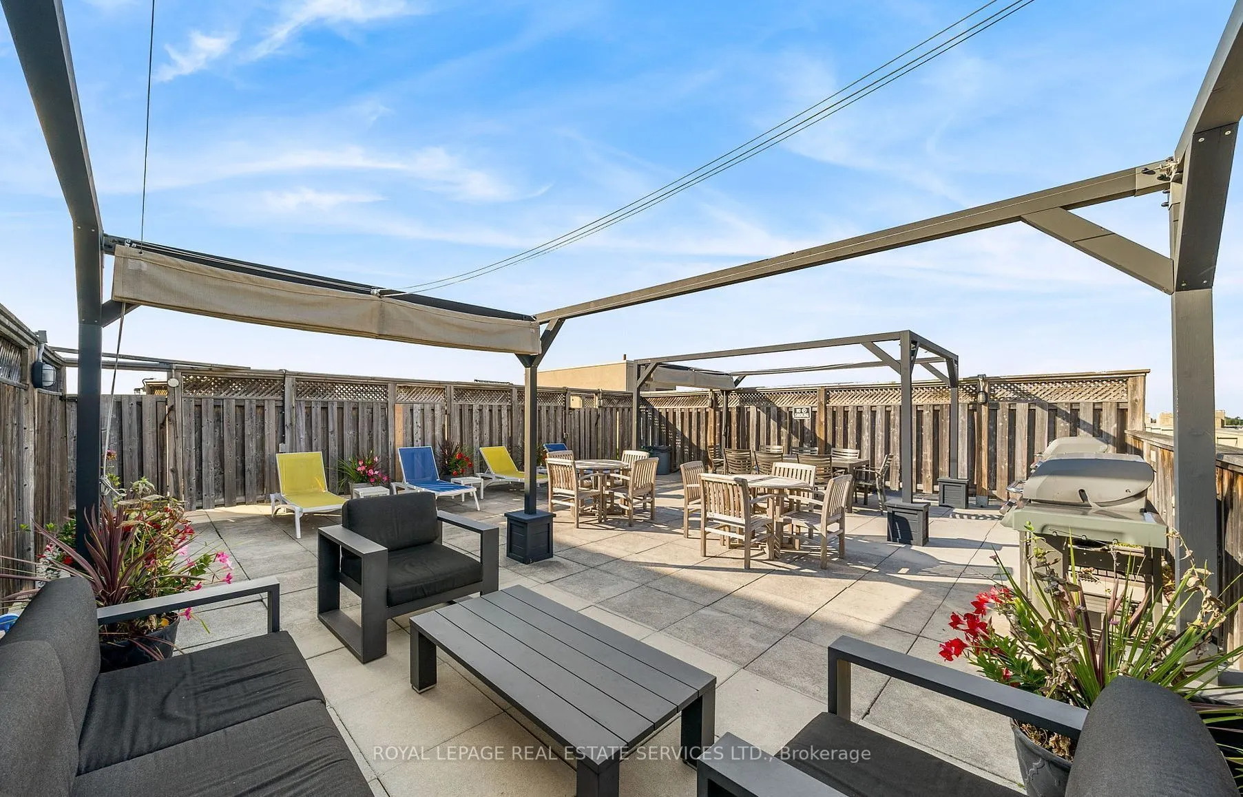 1001 Roselawn Avenue, #205