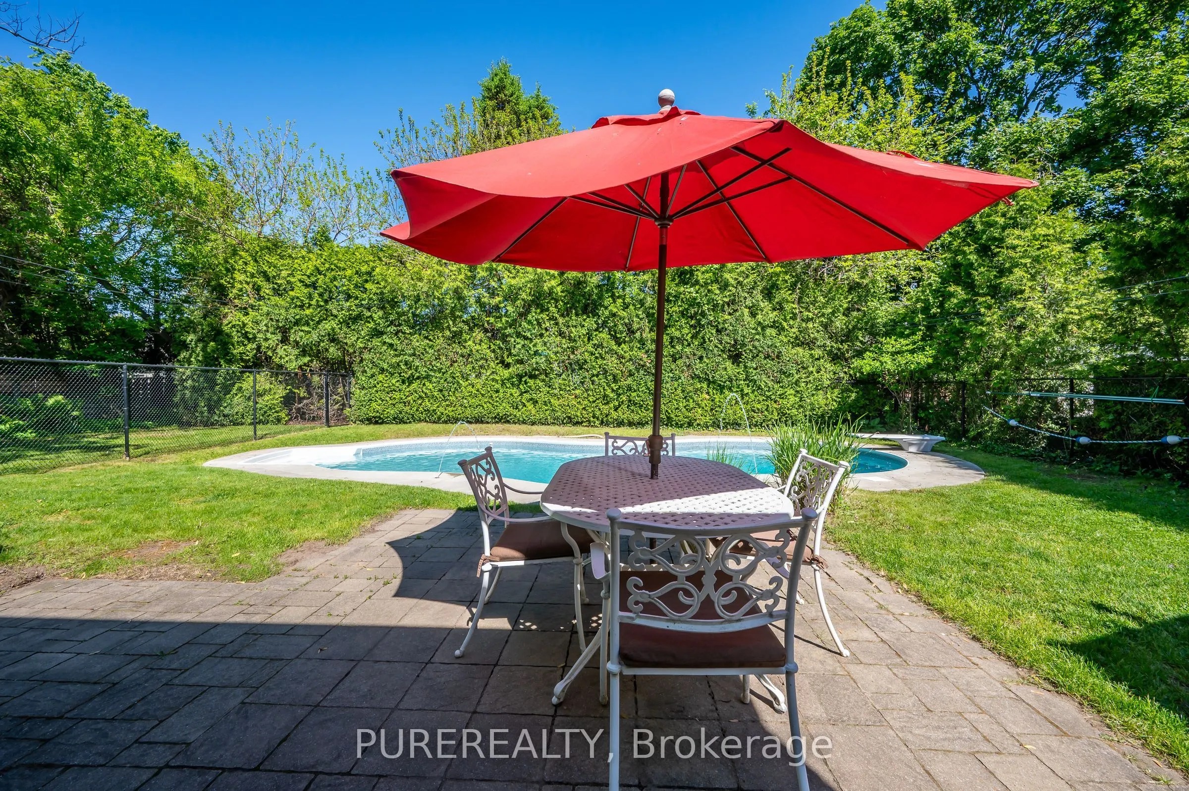 2067 Maplewood Drive