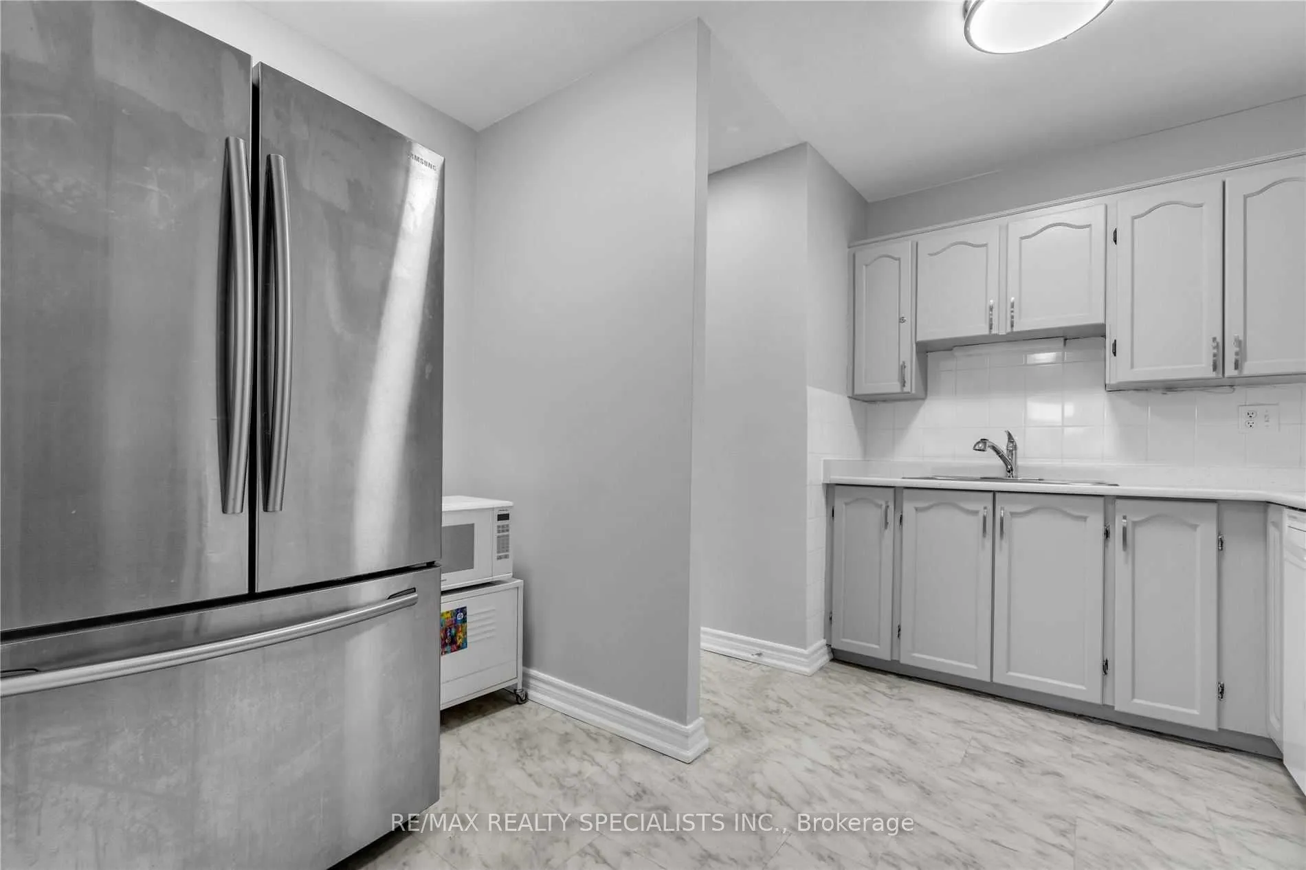 1055B Forestwood Drive, #125