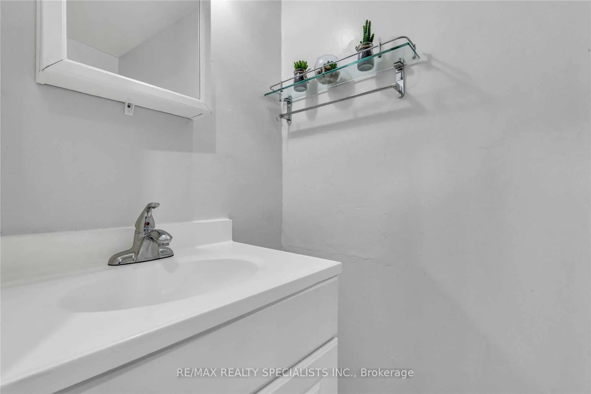 1055B Forestwood Drive, #125