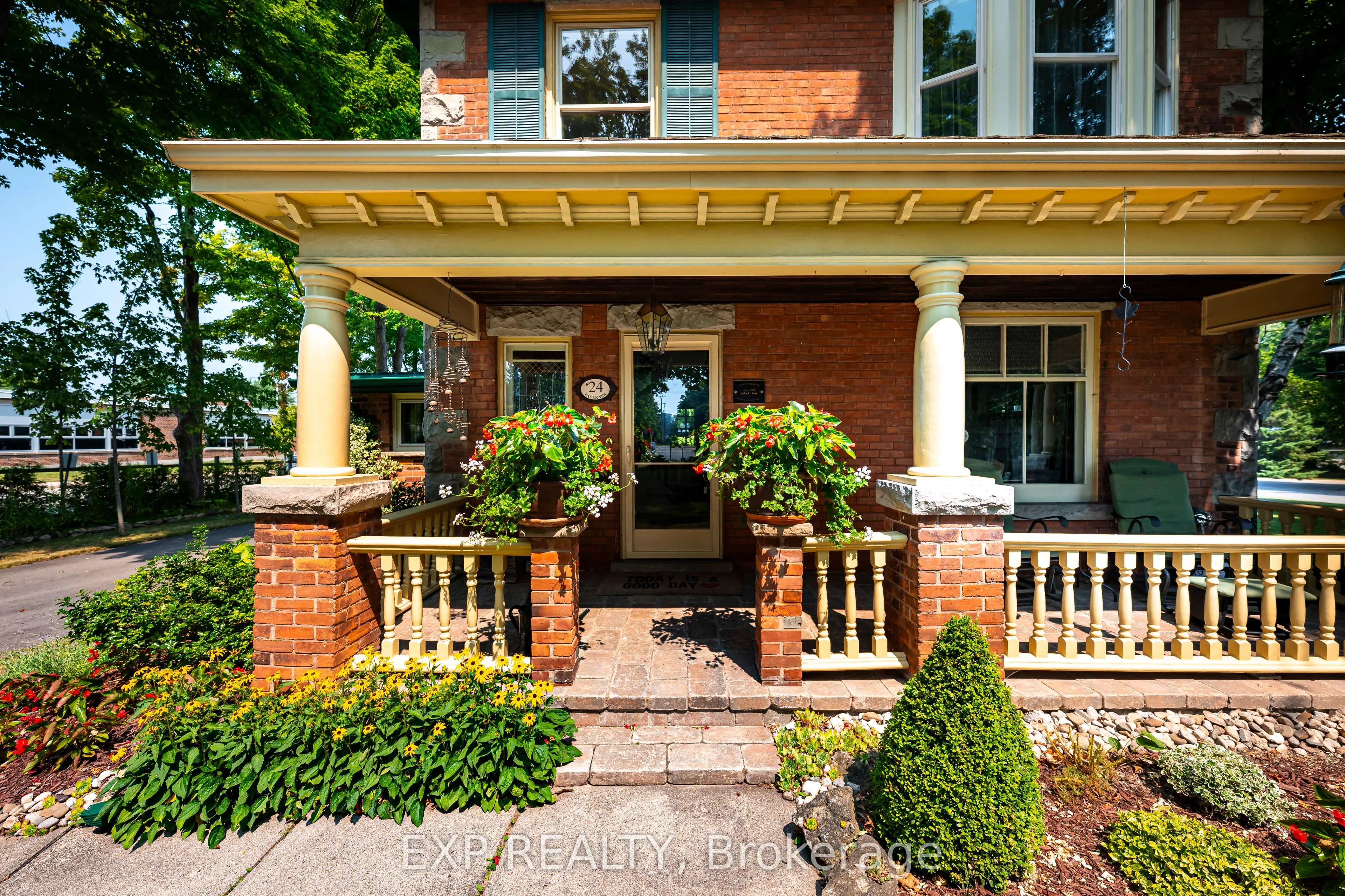 24 Faulkner Street