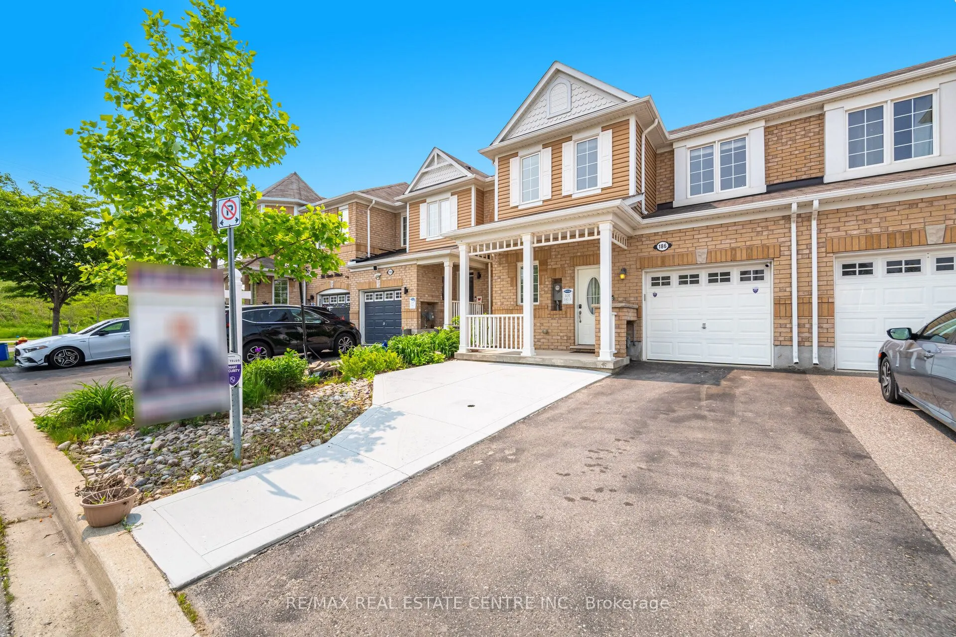 186 Gleave Terrace