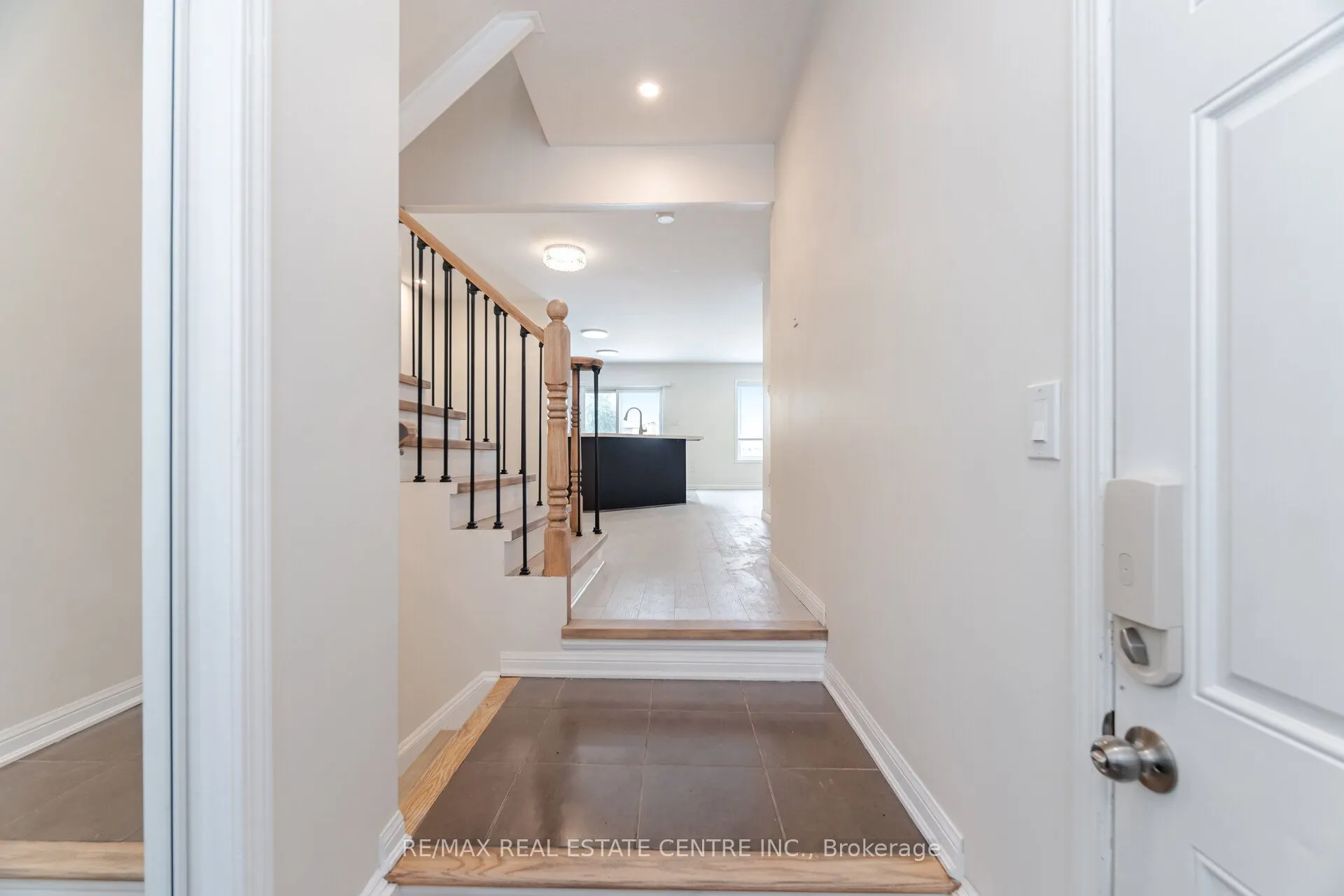 186 Gleave Terrace