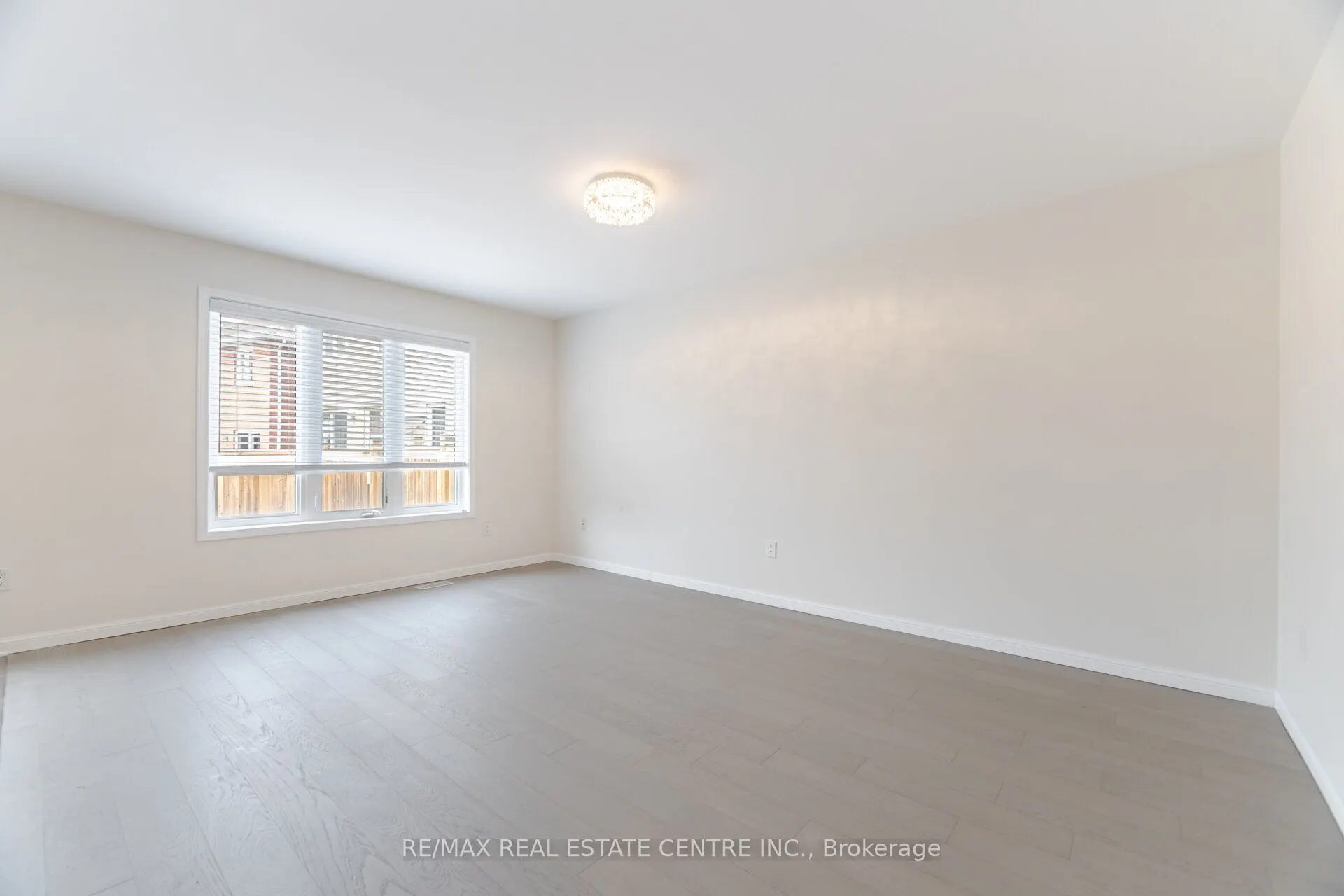 186 Gleave Terrace
