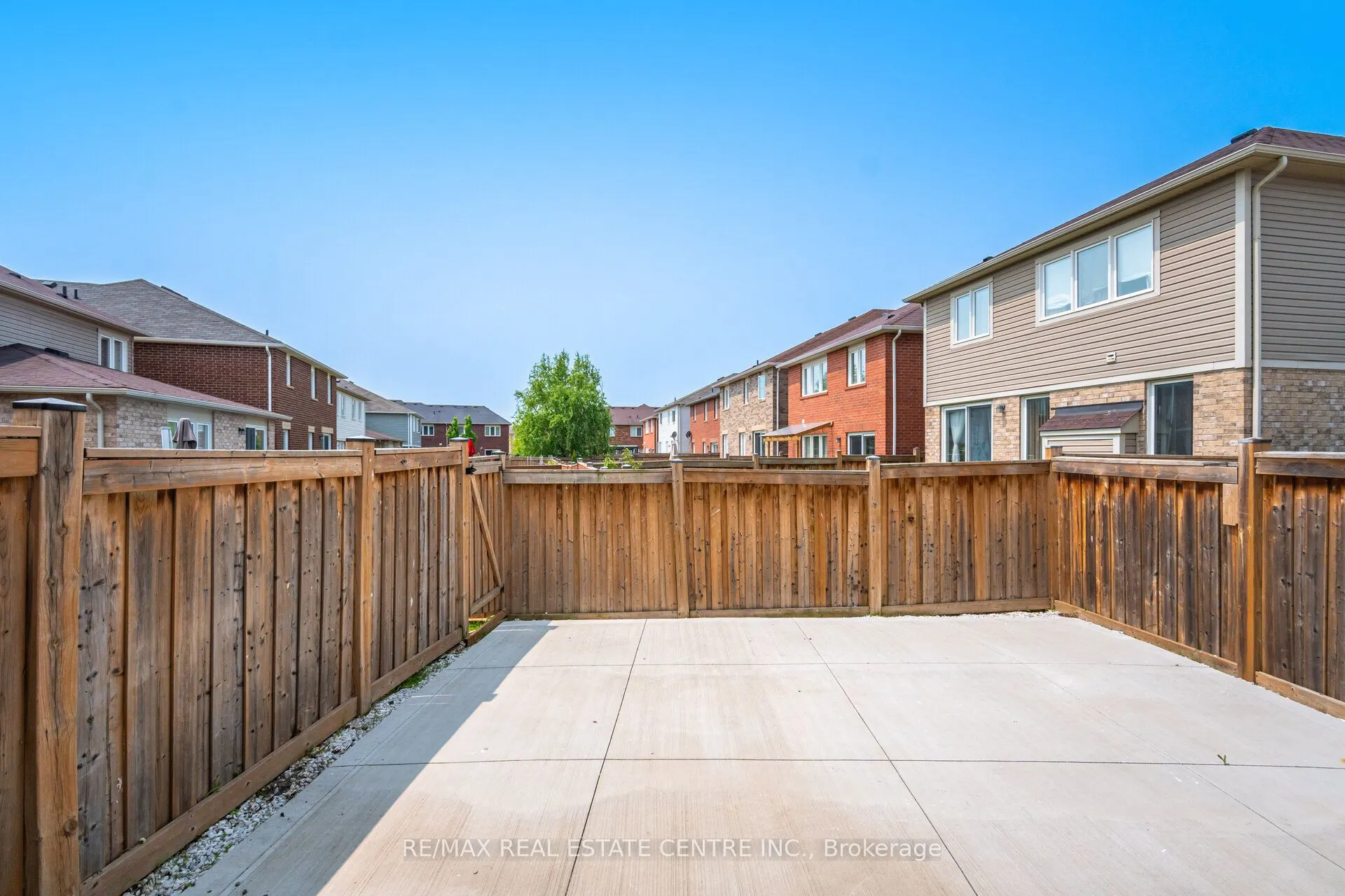 186 Gleave Terrace
