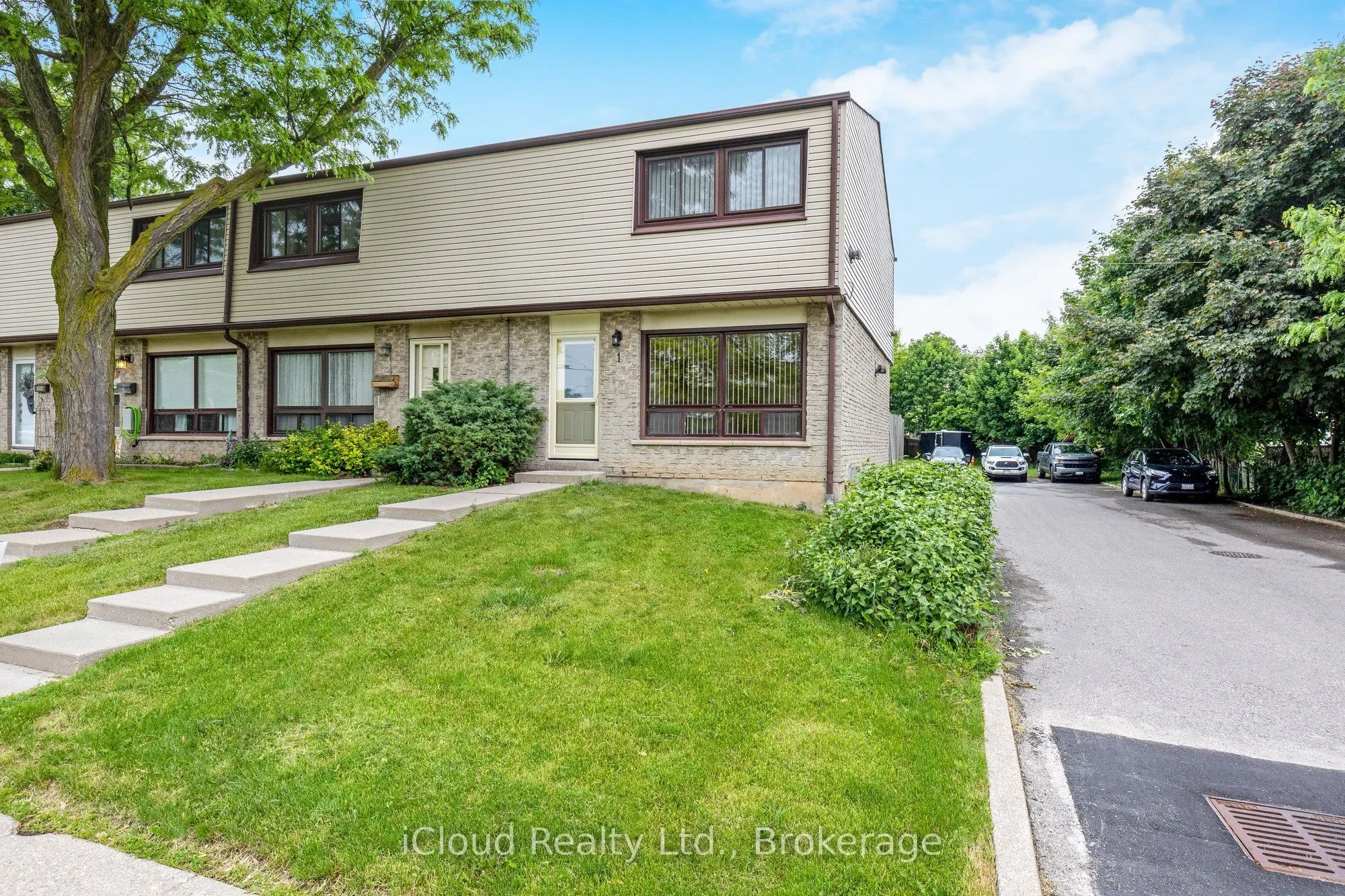 108 Sinclair Avenue, #1
