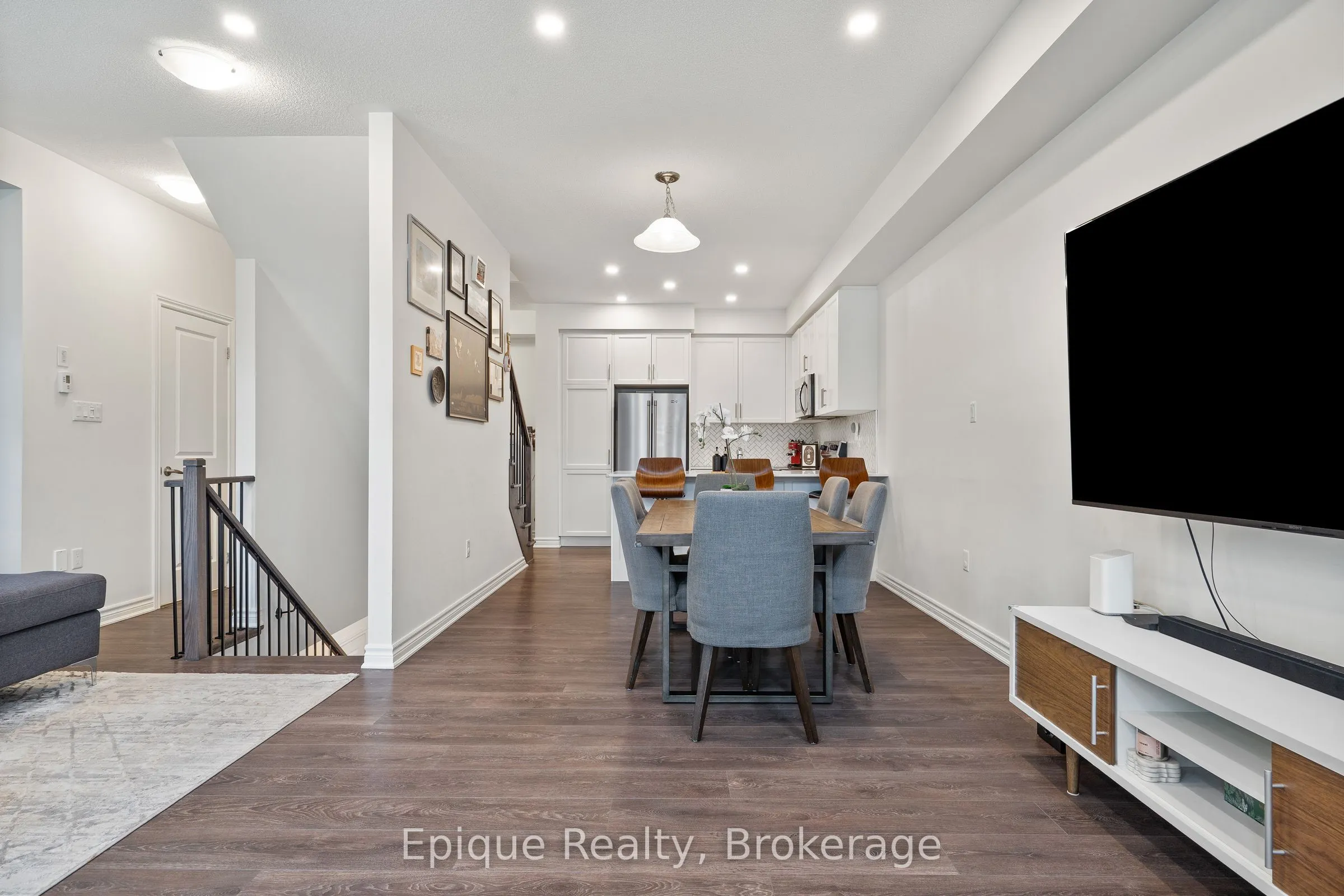 1158 Restivo Lane