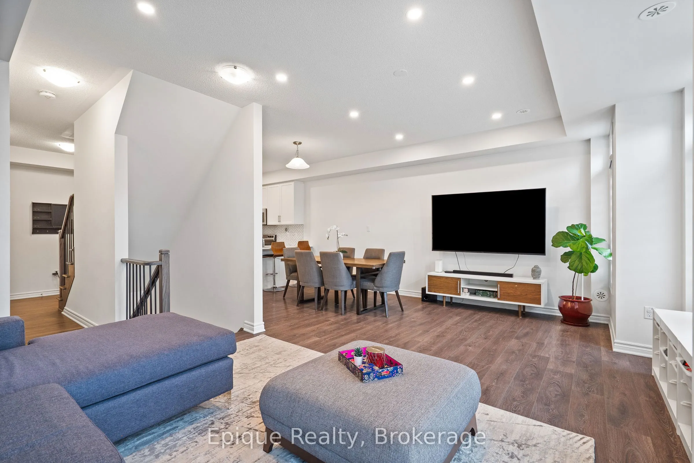 1158 Restivo Lane