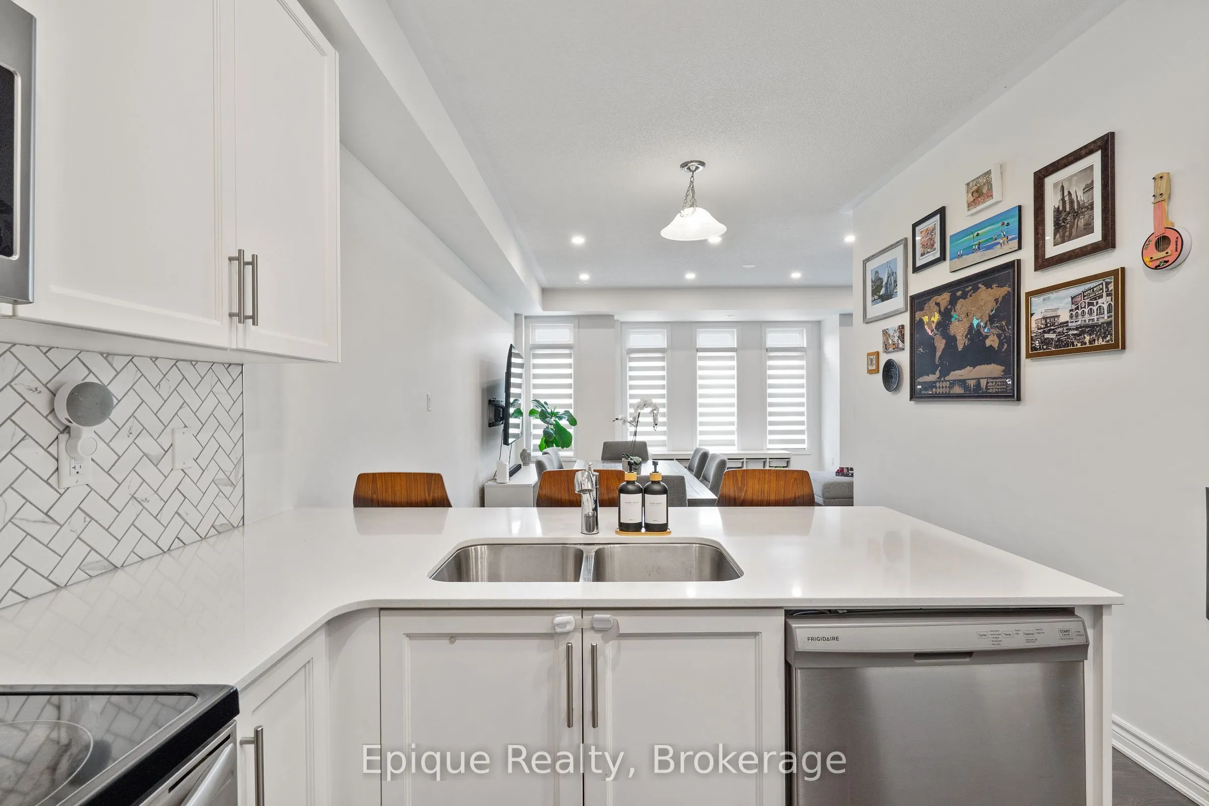 1158 Restivo Lane