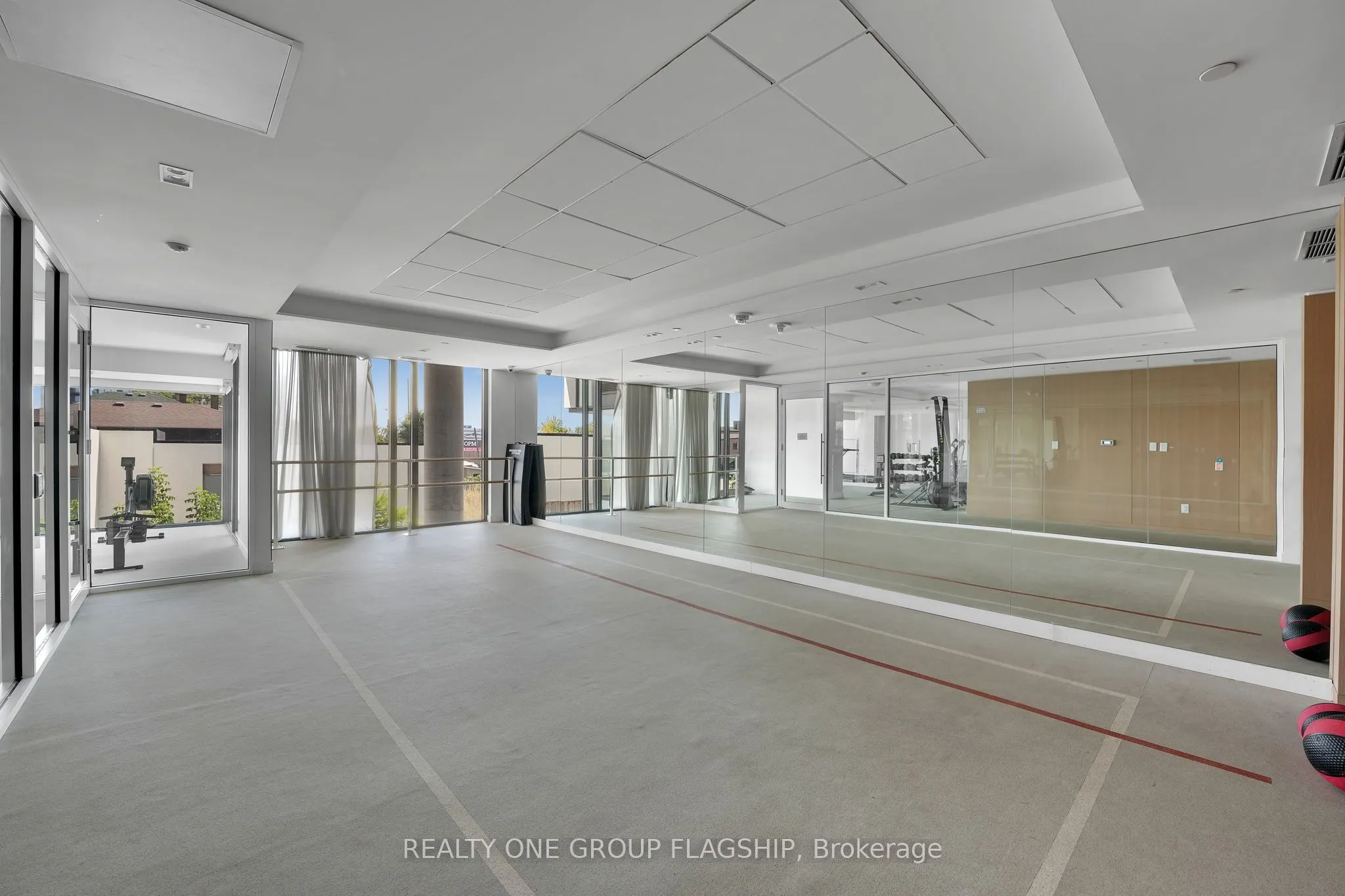 1195 The Queensway Avenue, #414