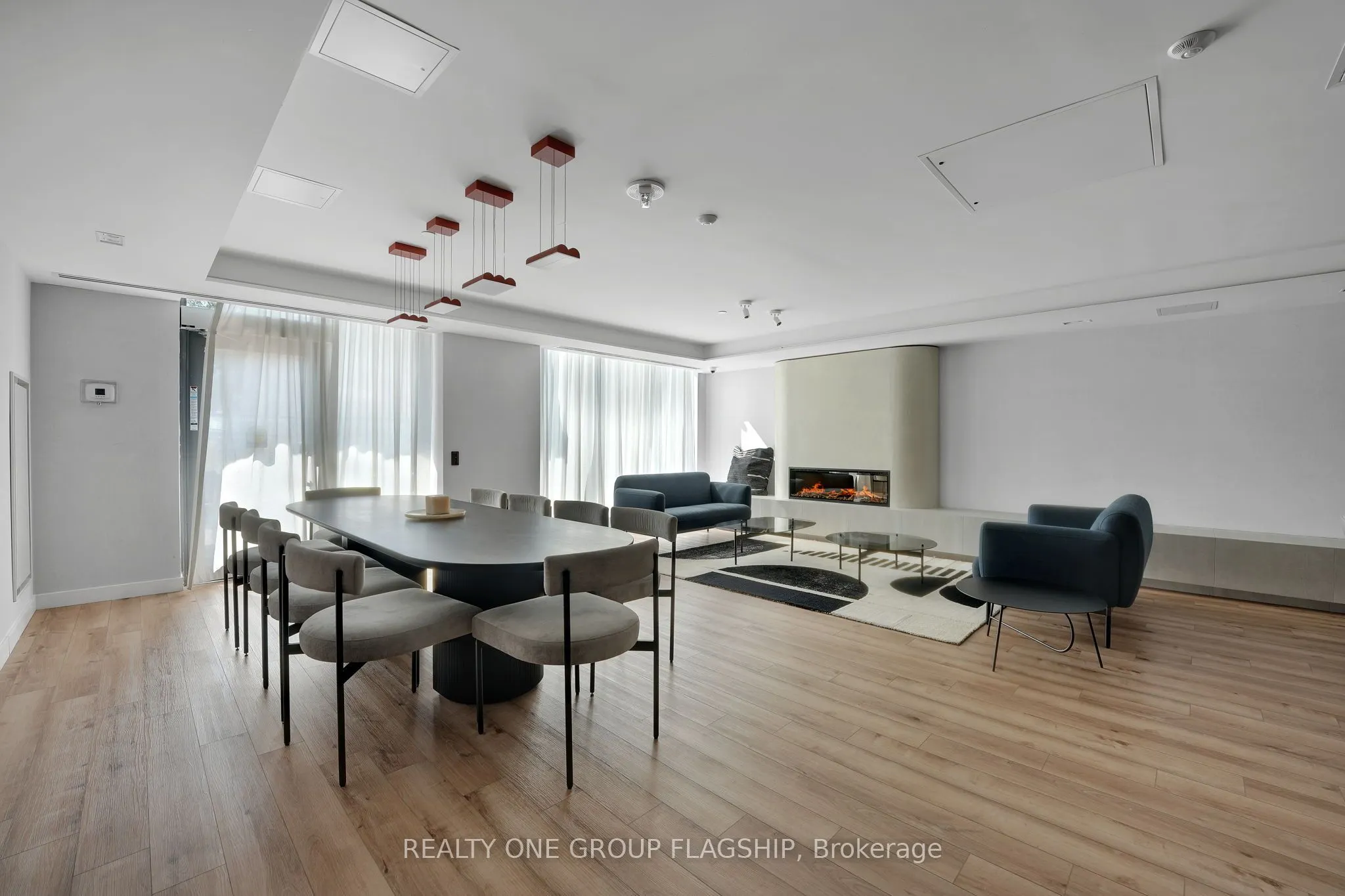 1195 The Queensway Avenue, #414