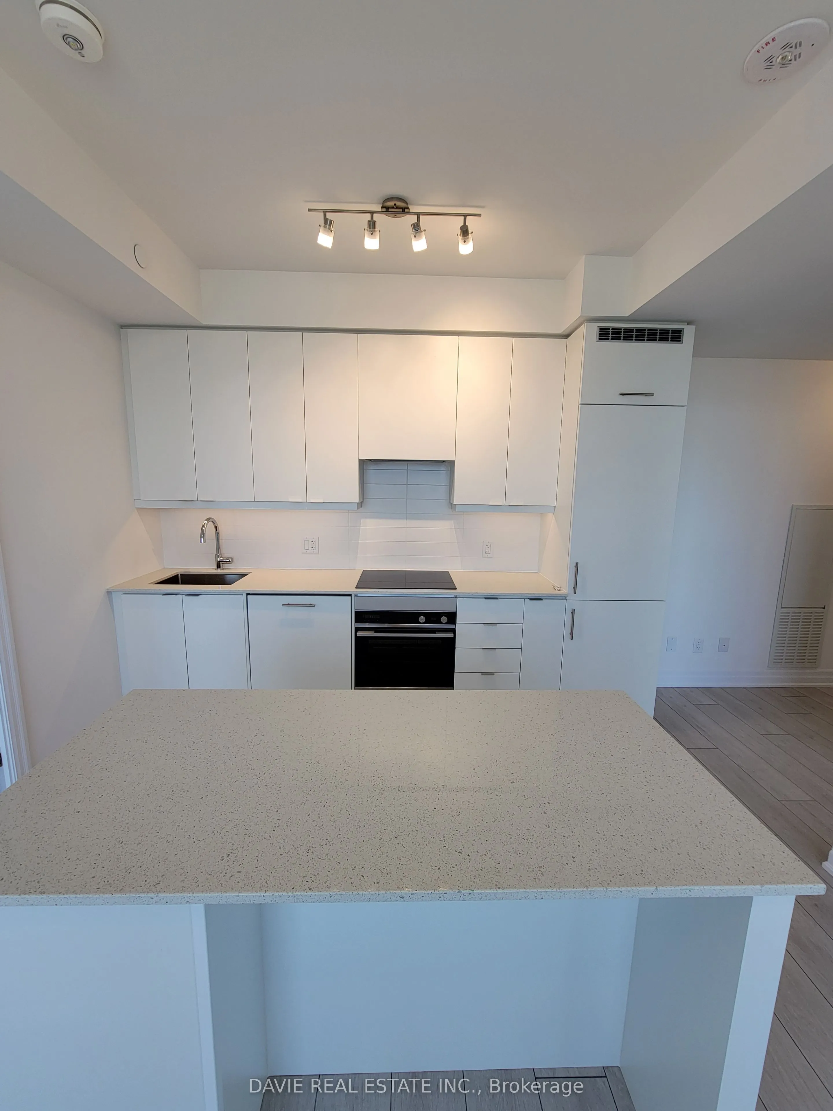 30 Elm Drive W, #3804