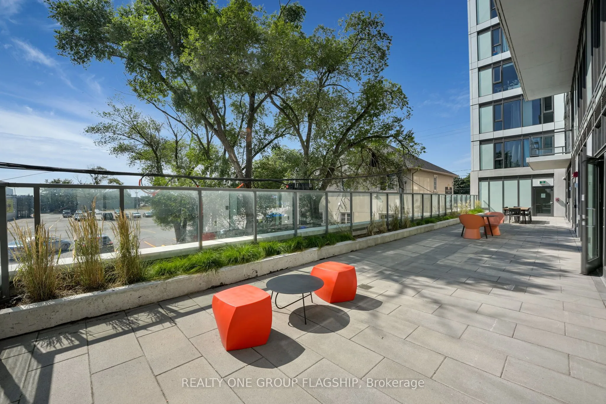 1195 The Queensway Avenue, #414
