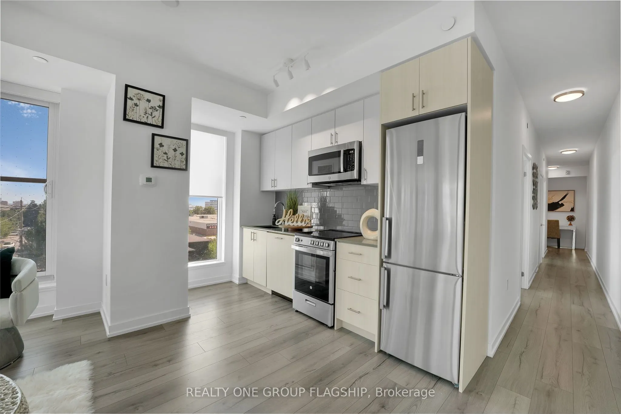 1195 The Queensway Avenue, #414