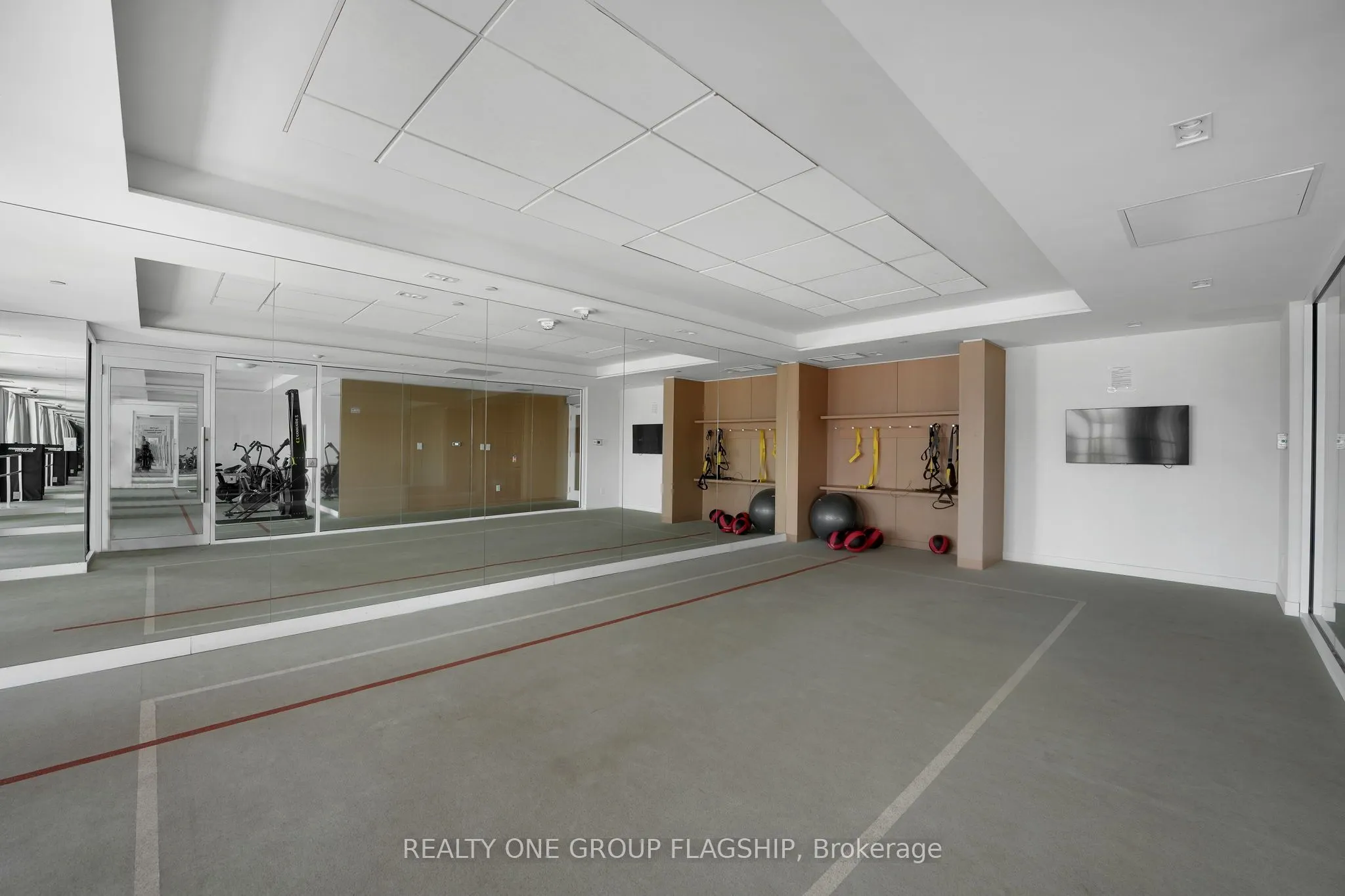 1195 The Queensway Avenue, #414
