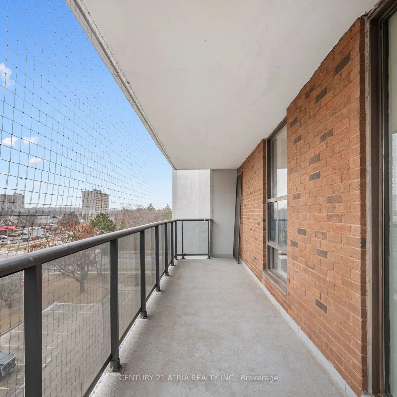 17 Knightsbridge Road, #506