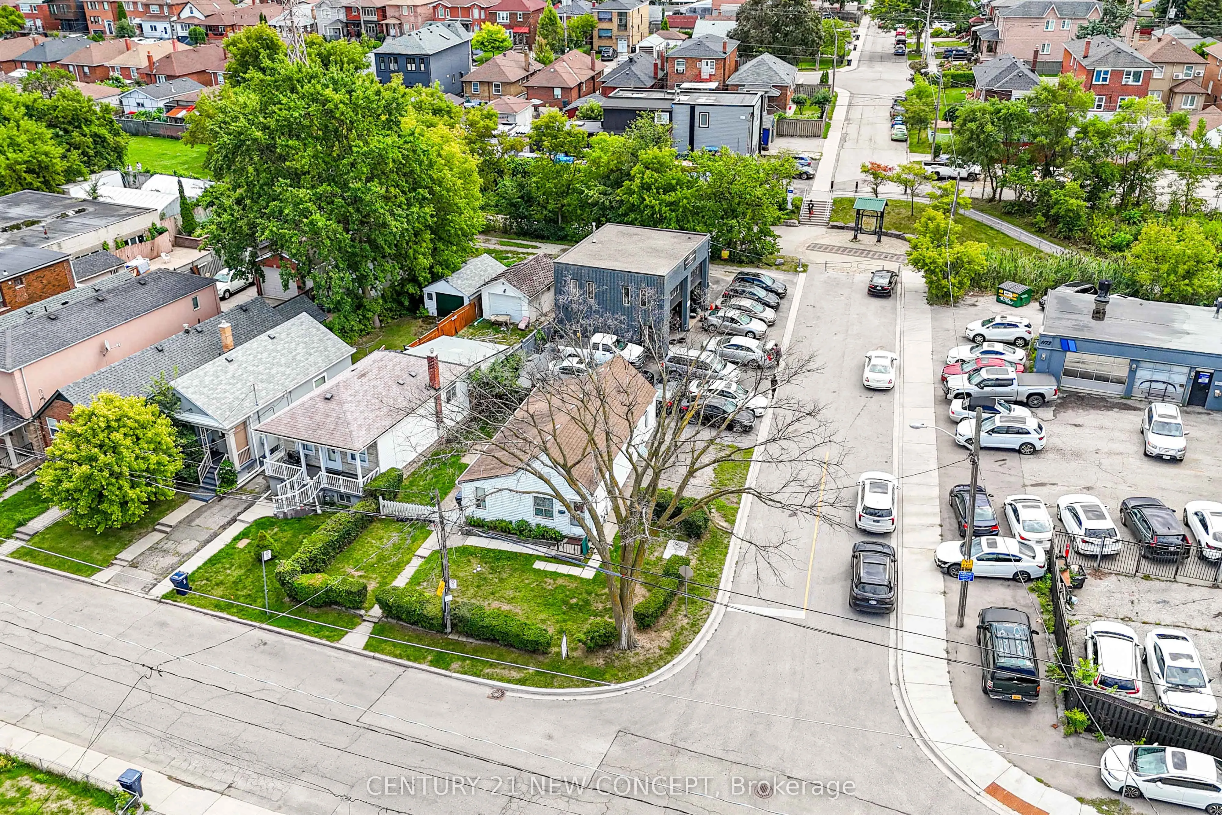 1171 Roselawn Avenue