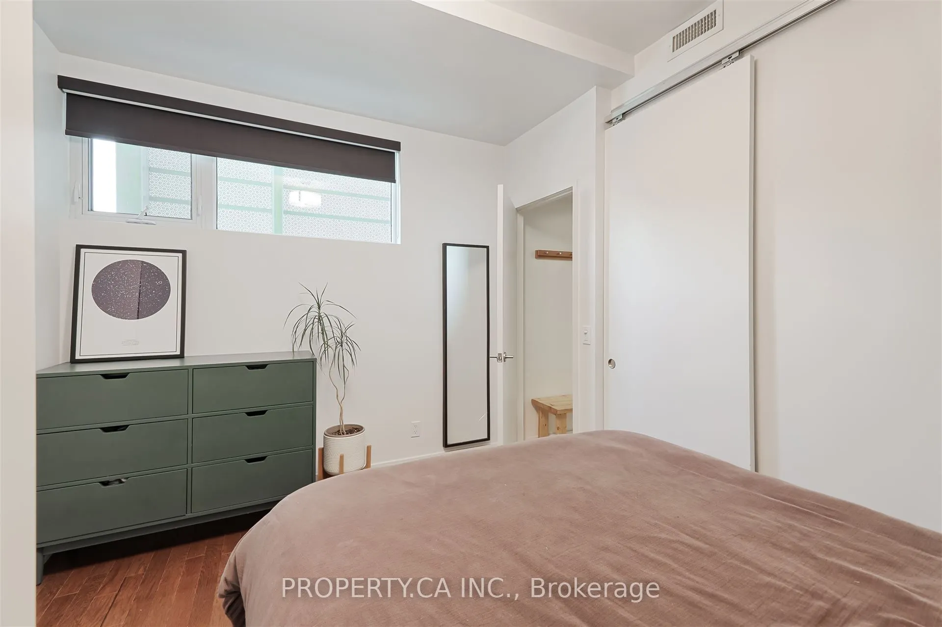 25 Ritchie Avenue, #303