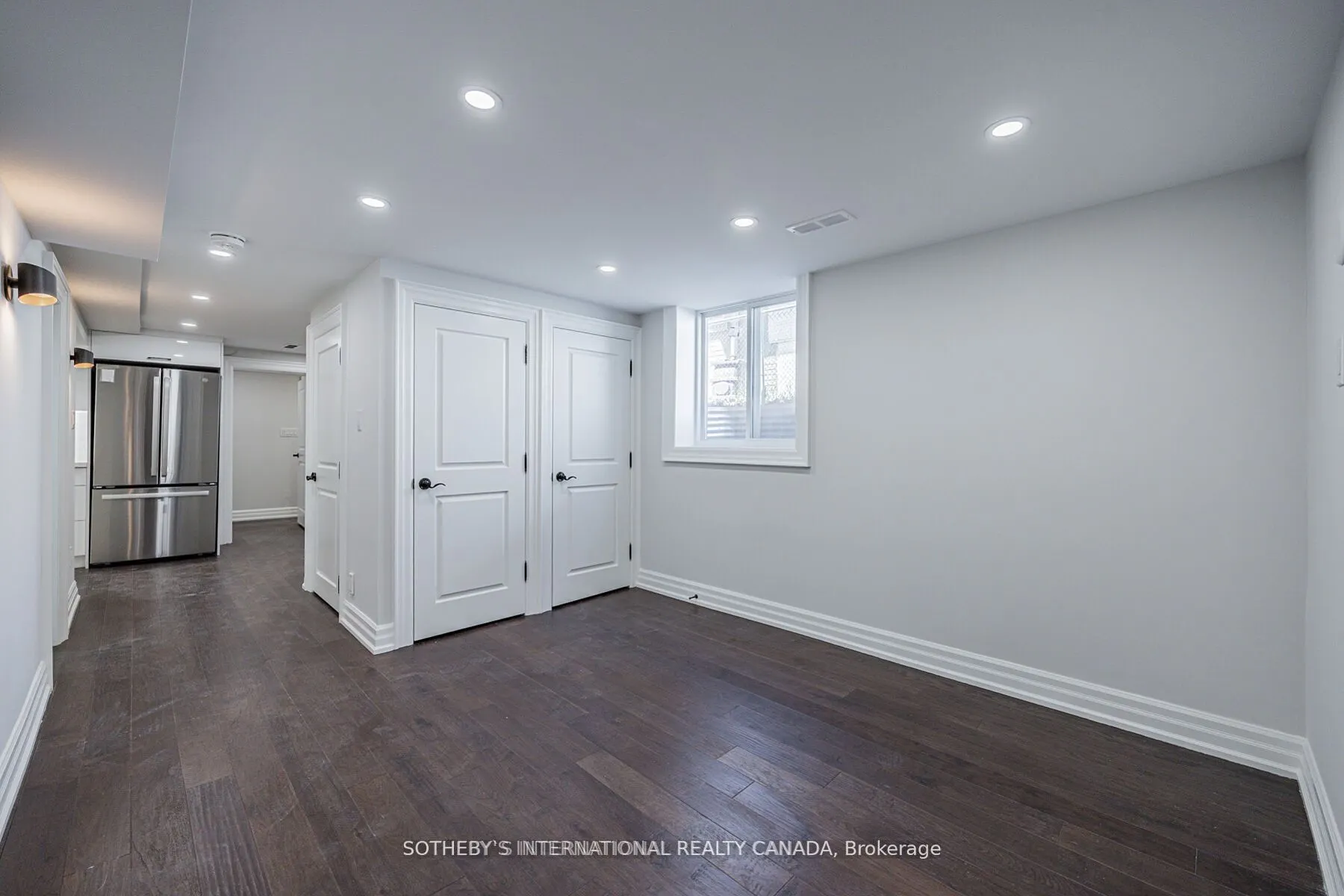 942 Fletcher Valley Crescent