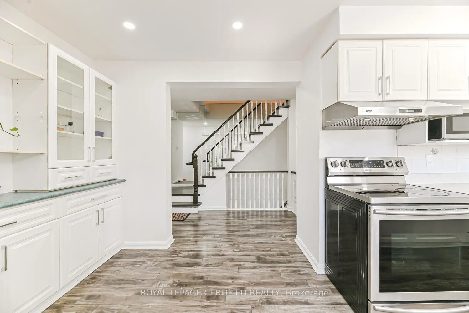 37 Newbridge Crescent