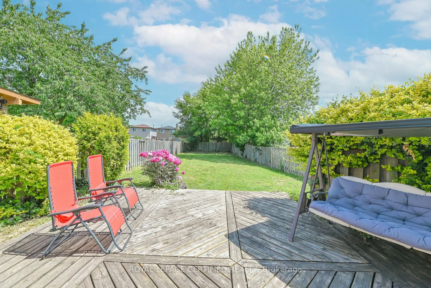 37 Newbridge Crescent