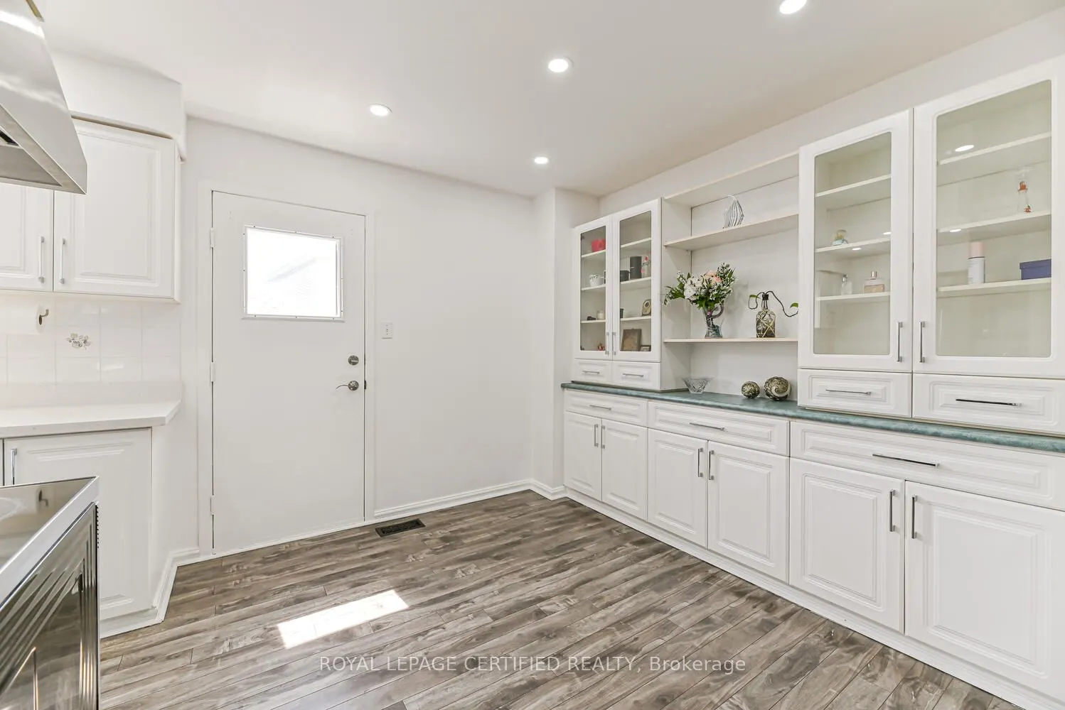 37 Newbridge Crescent