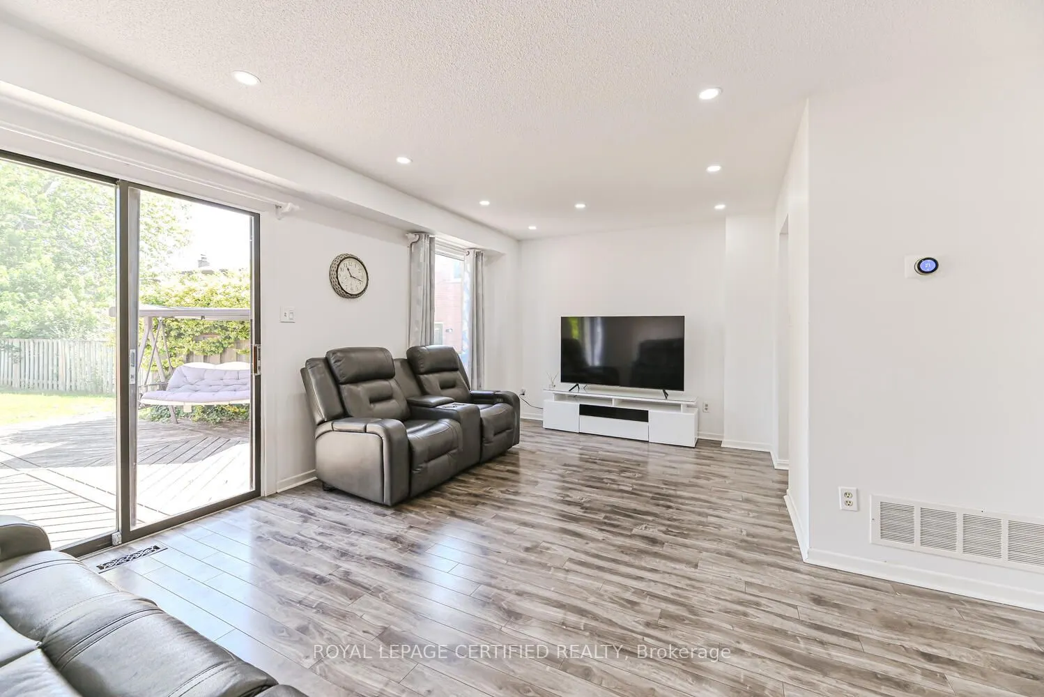 37 Newbridge Crescent