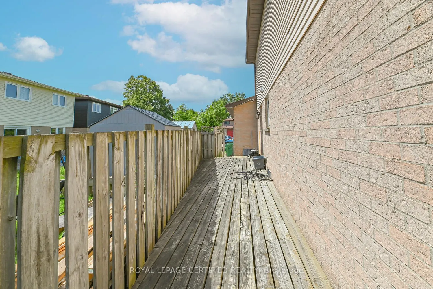 37 Newbridge Crescent