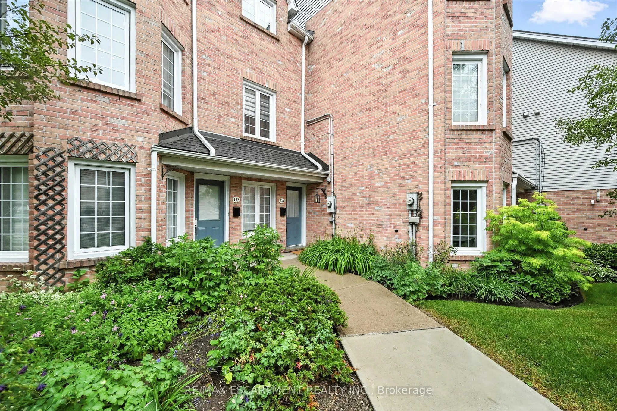 2110 CLEAVER Avenue, #228