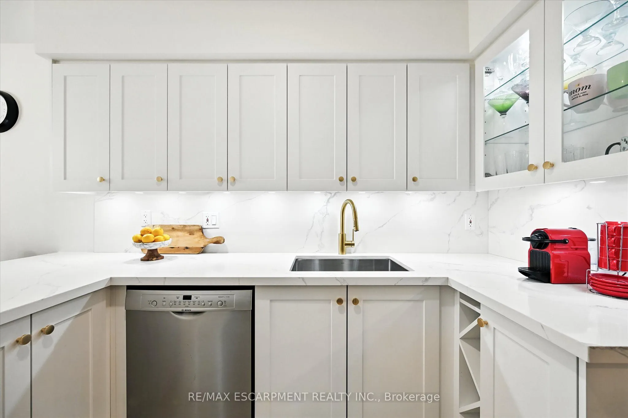 2110 CLEAVER Avenue, #228