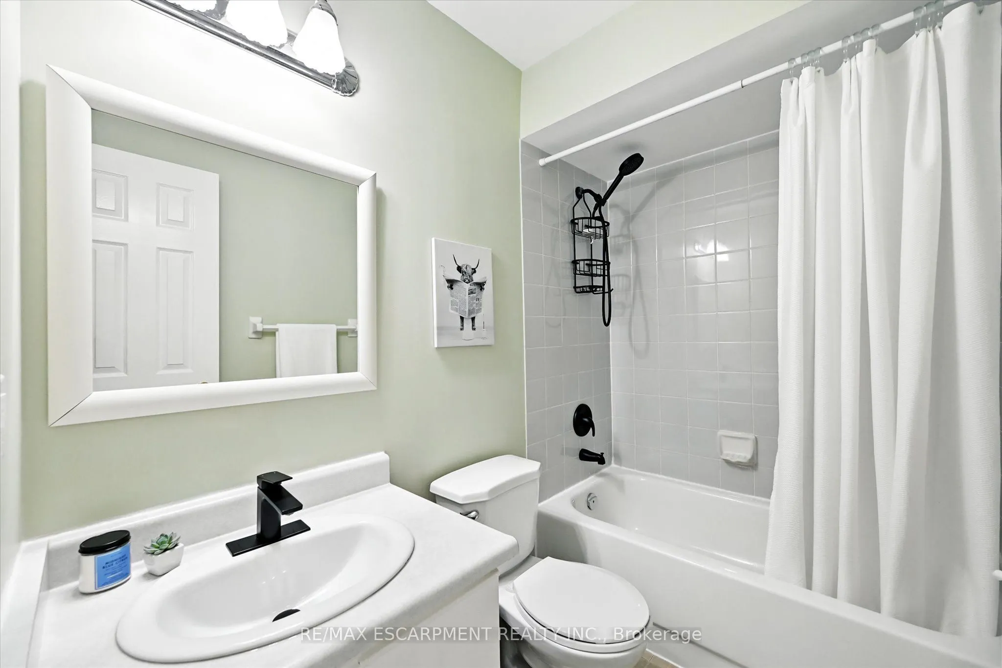 2110 CLEAVER Avenue, #228