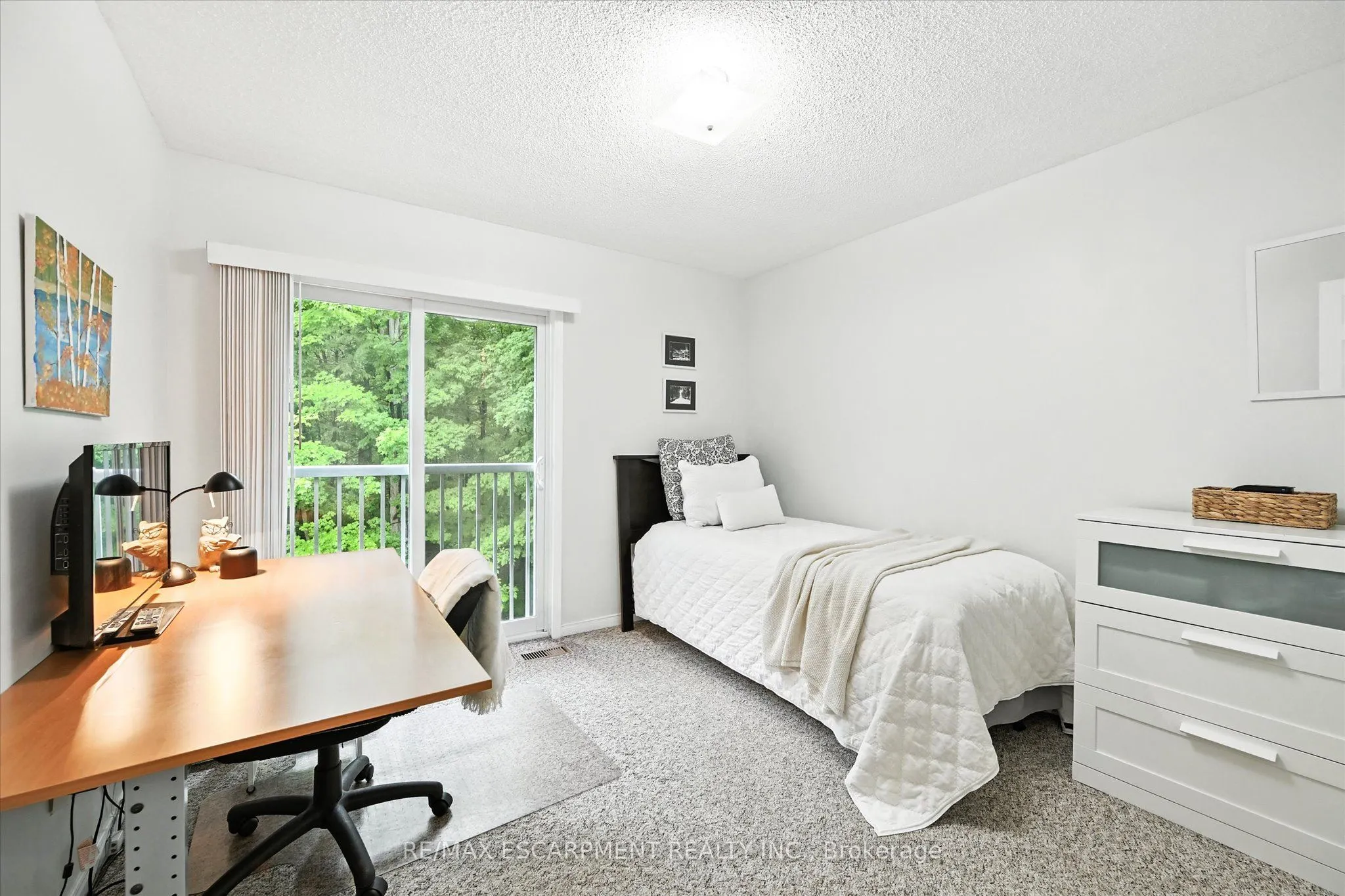 2110 CLEAVER Avenue, #228