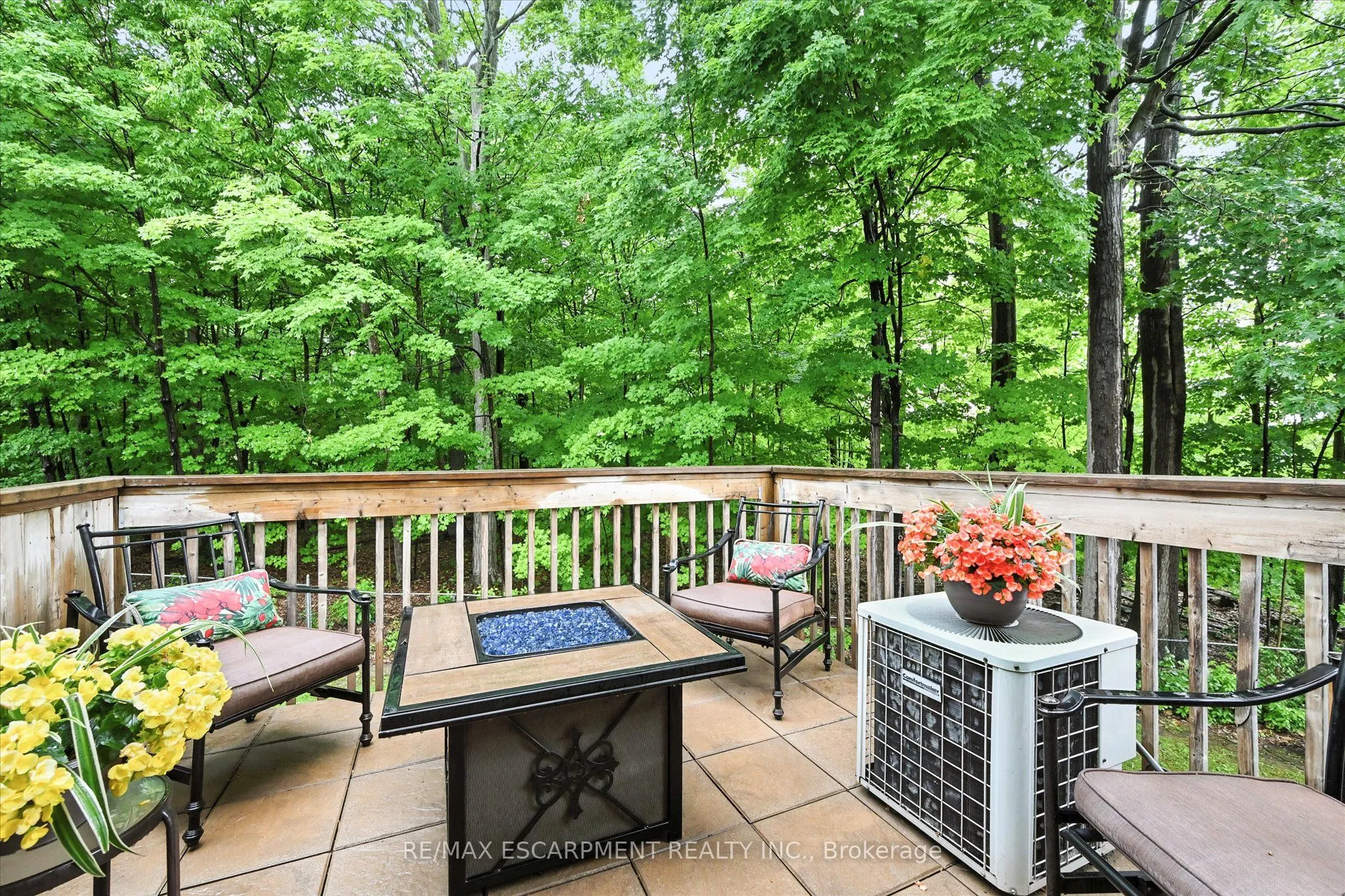 2110 CLEAVER Avenue, #228