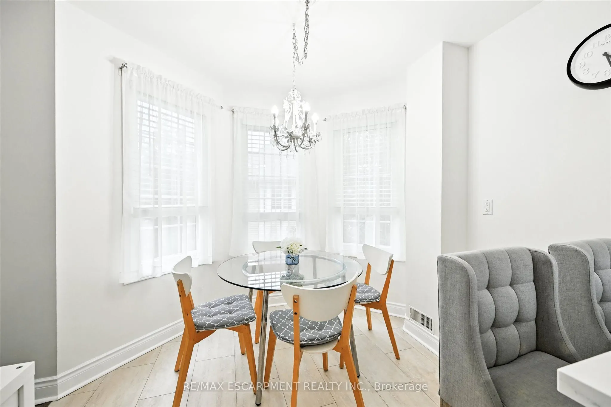 2110 CLEAVER Avenue, #228