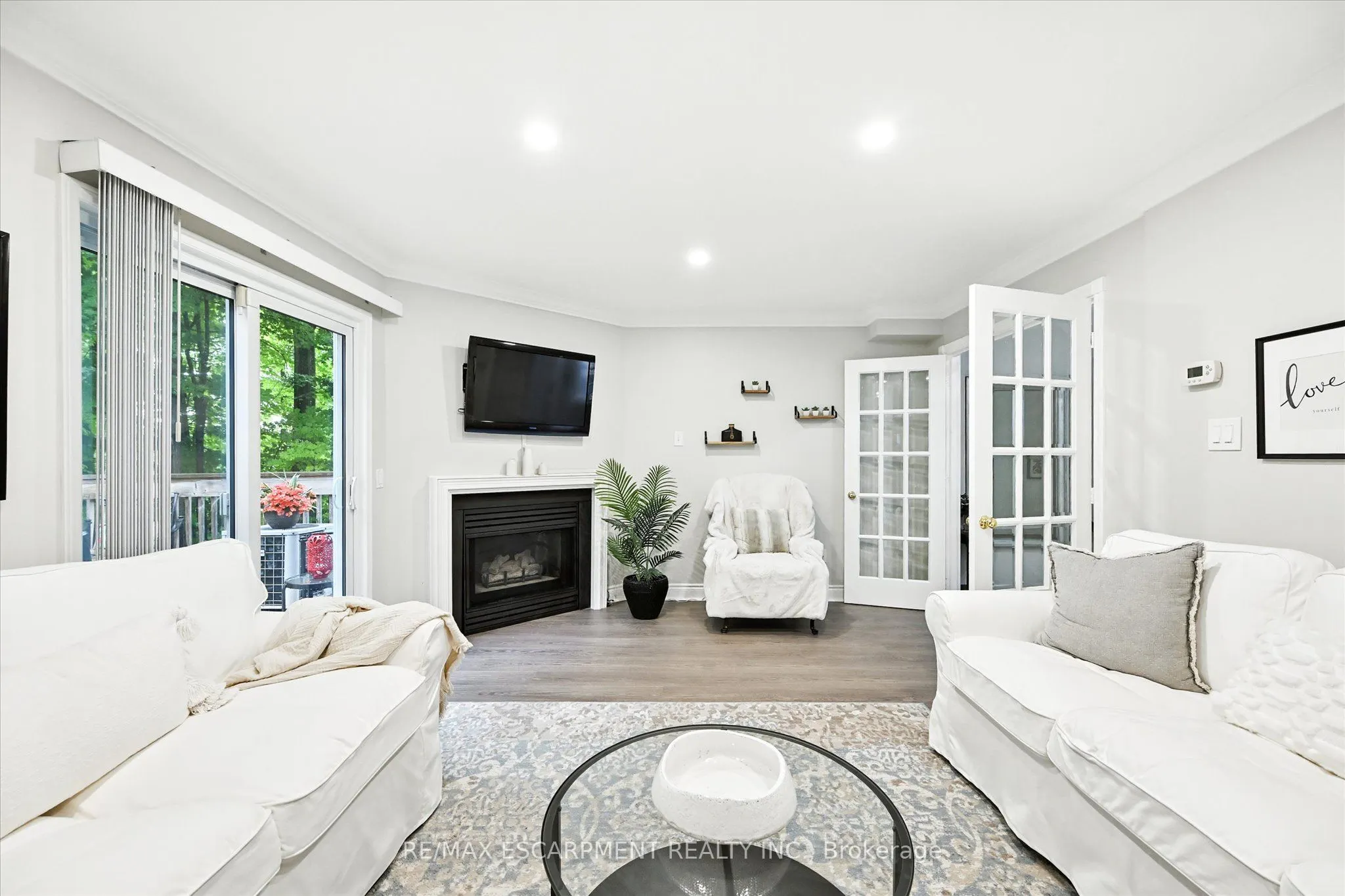 2110 CLEAVER Avenue, #228