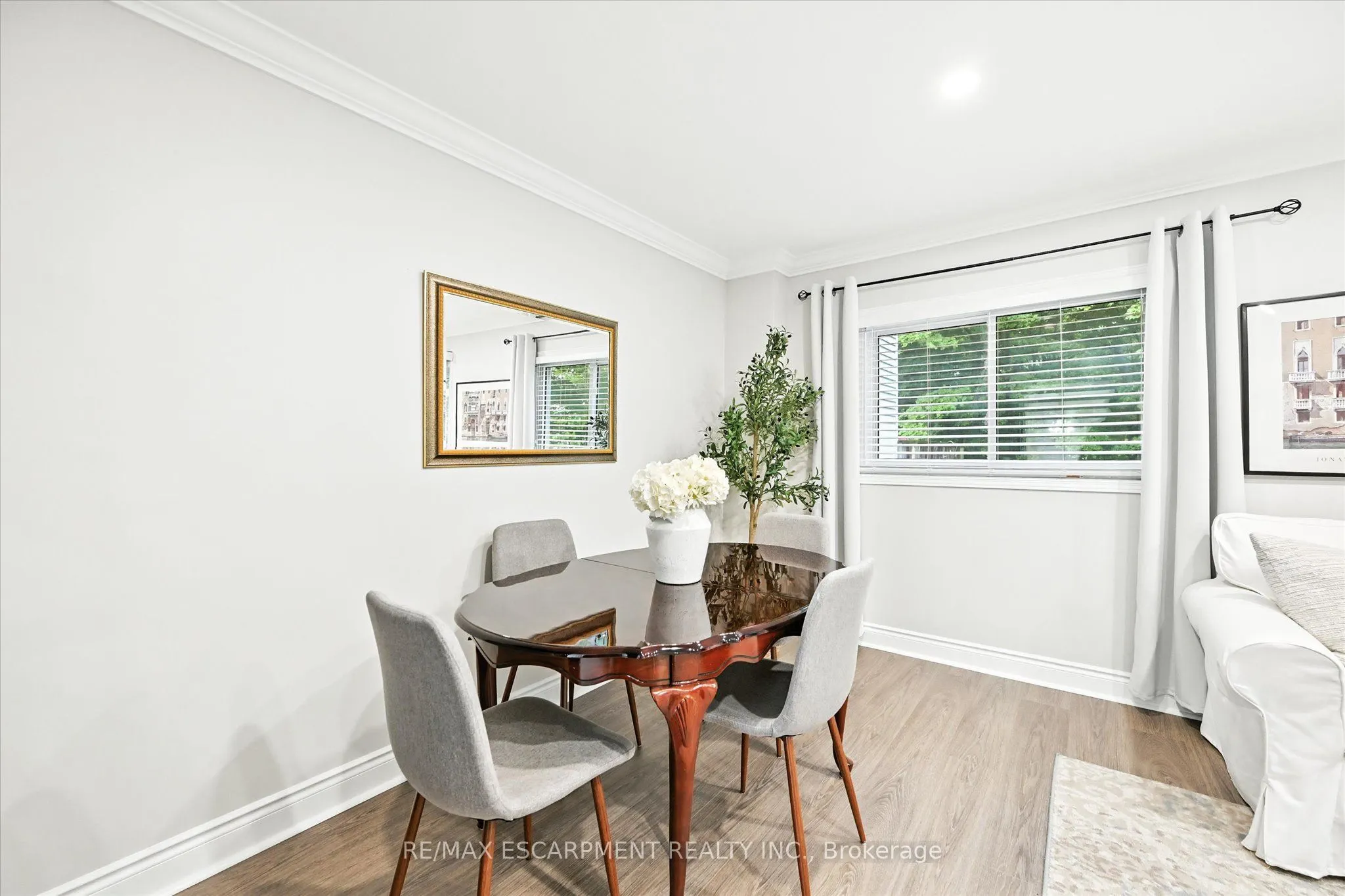 2110 CLEAVER Avenue, #228