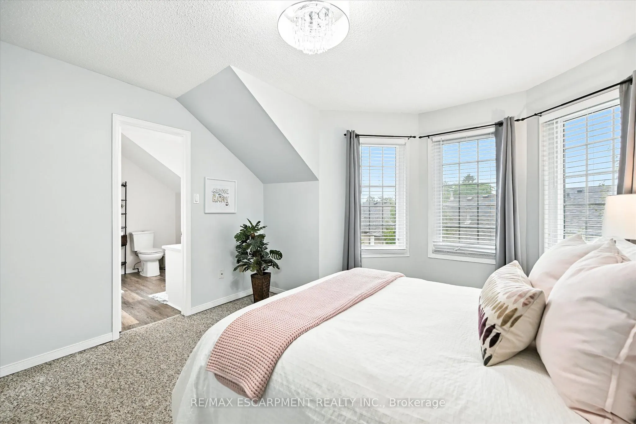2110 CLEAVER Avenue, #228