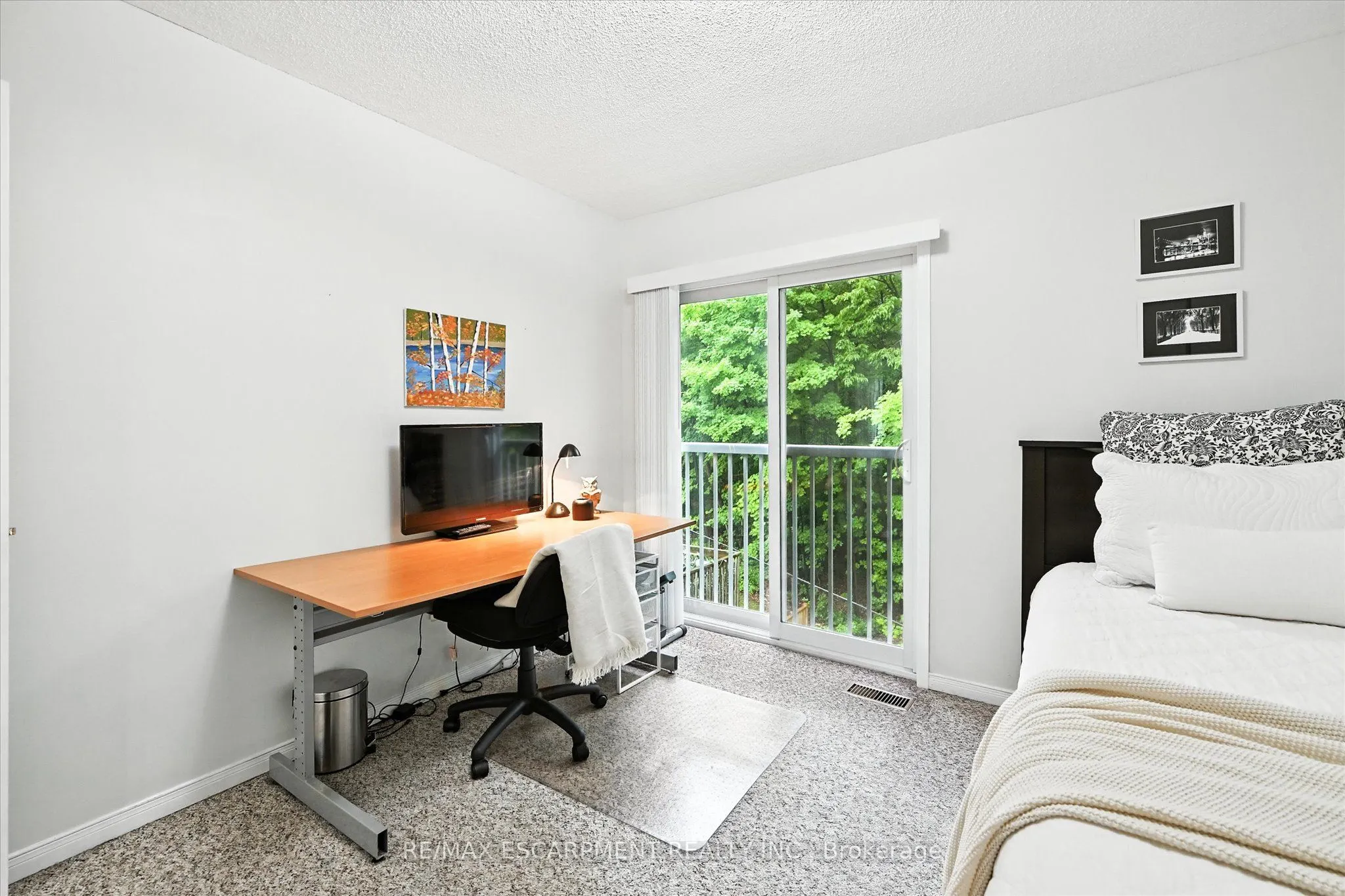 2110 CLEAVER Avenue, #228