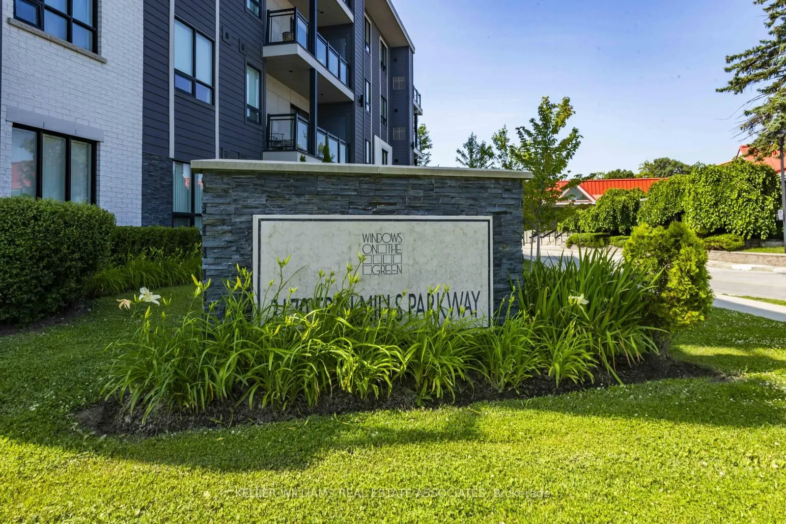 3170 Erin Mills Parkway, #333