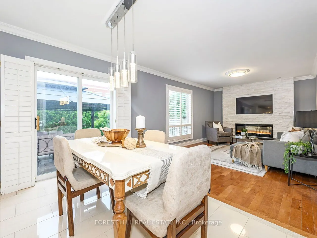 1575 Samuelson Crescent
