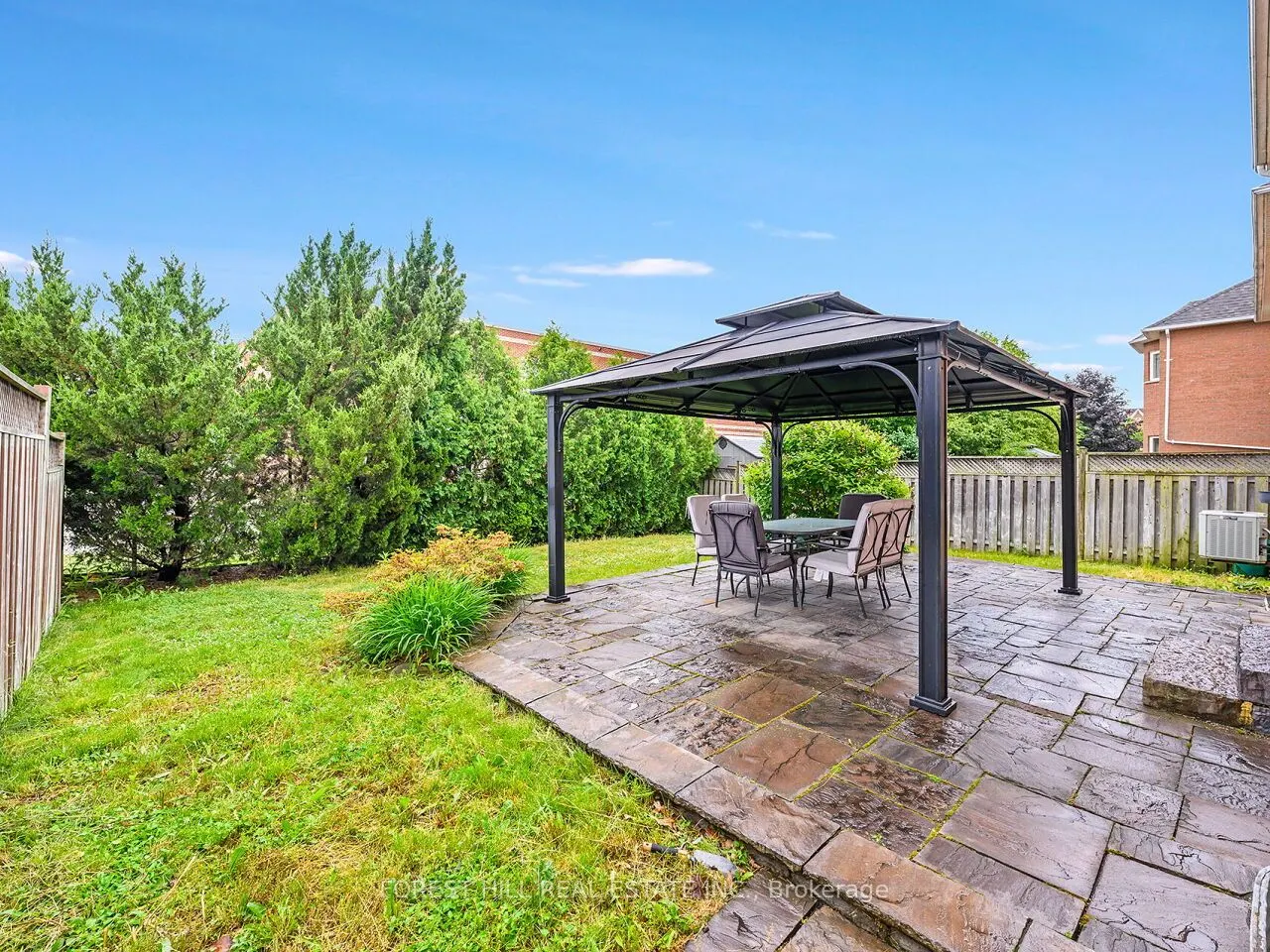 1575 Samuelson Crescent