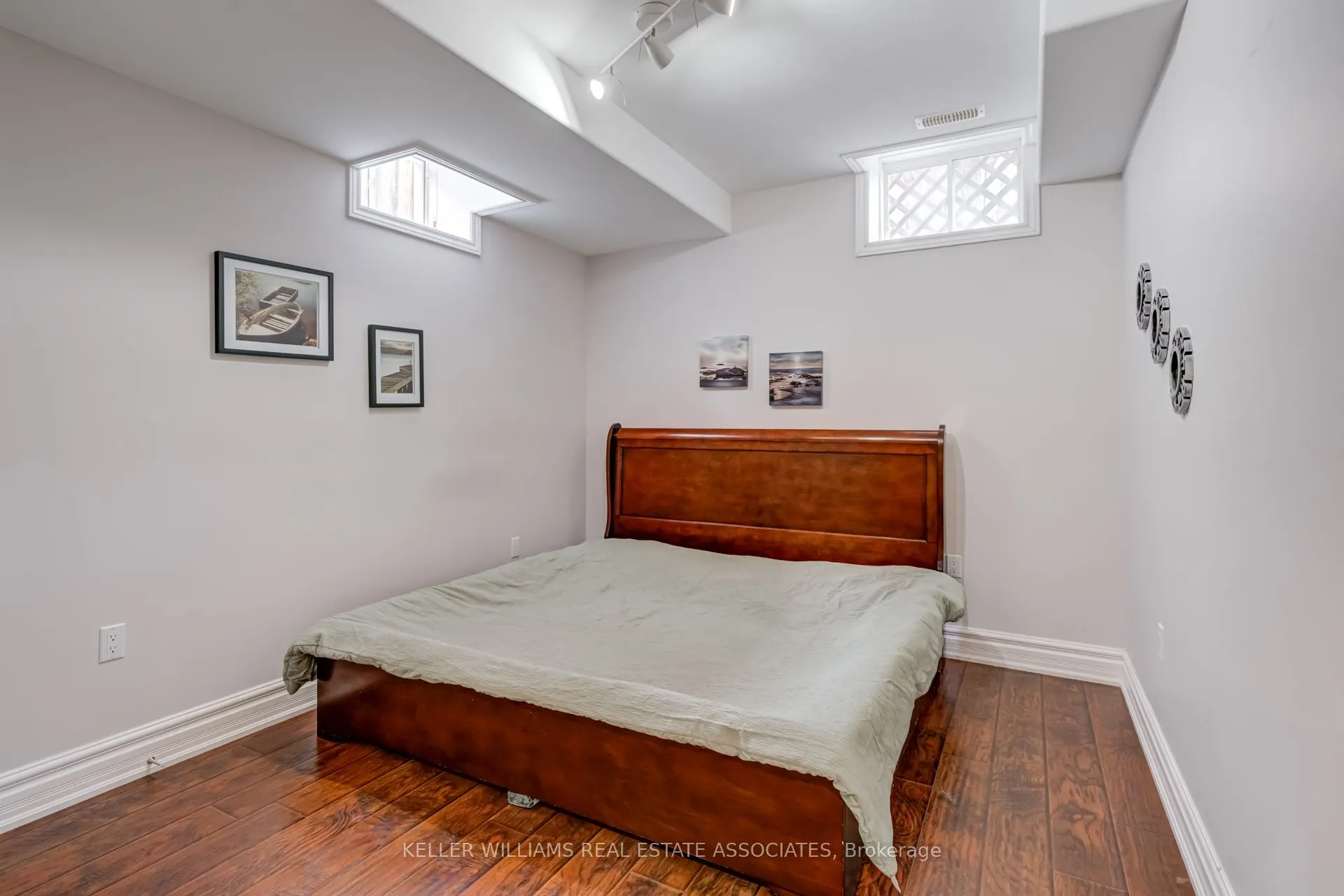20 Cannington Crescent