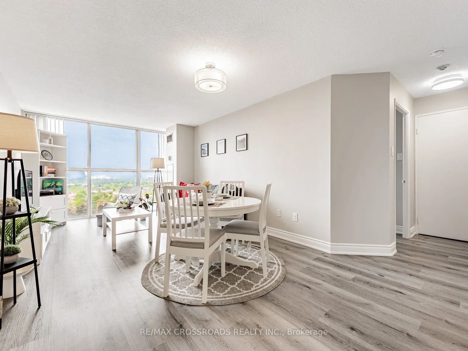 4205 Shipp Drive, #808